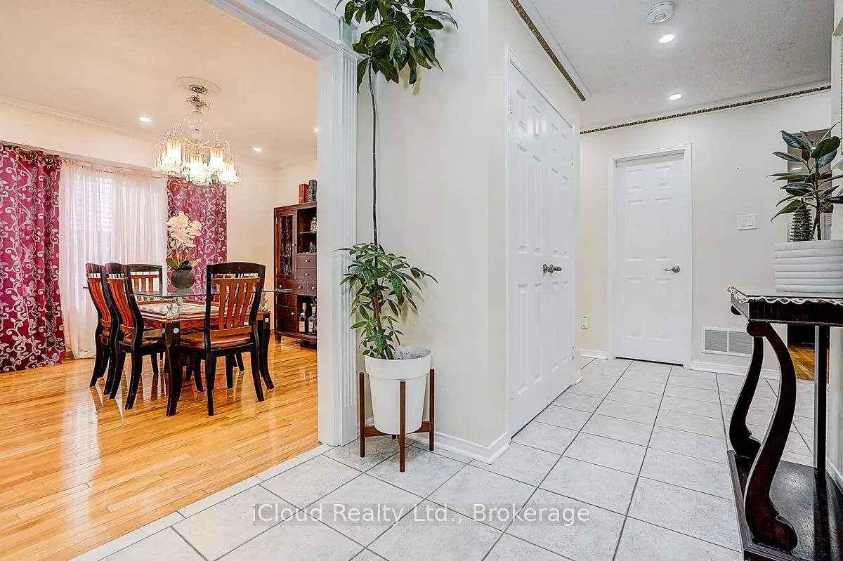 Photo 4 of 1114 Maple Gate Road, Pickering, Liverpool — HOMEH