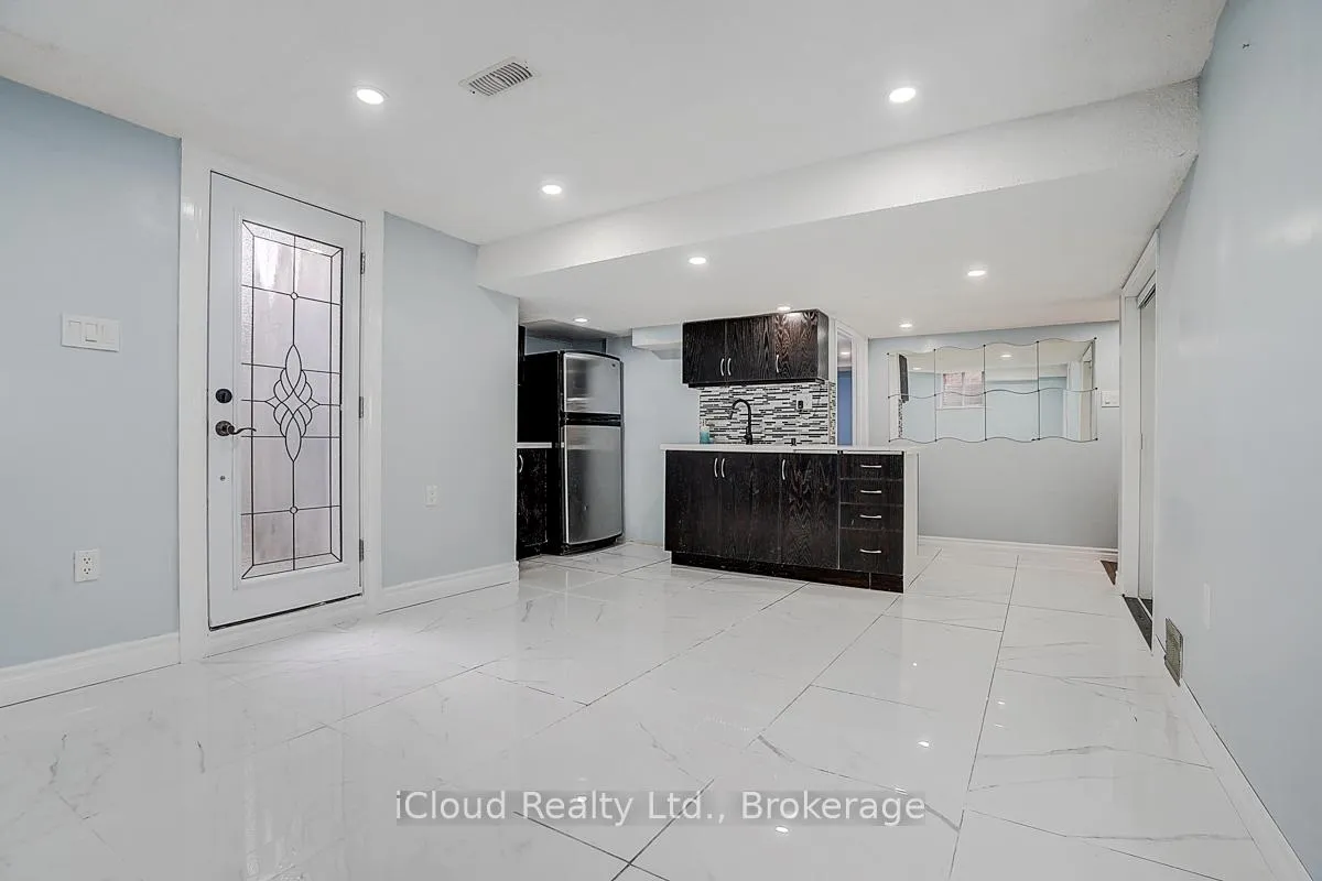 Photo 21 of 1114 Maple Gate Road, Pickering, Liverpool — HOMEH