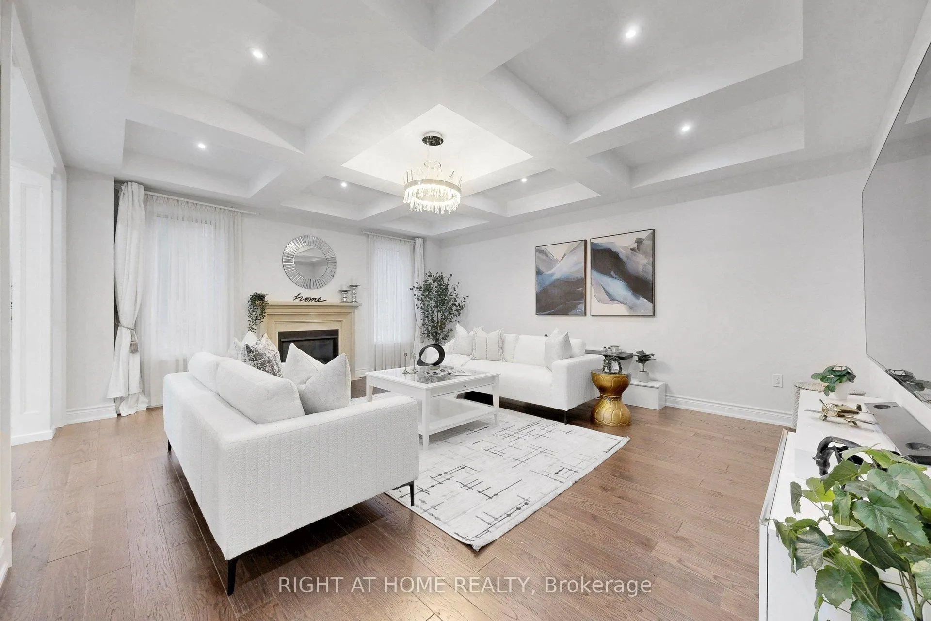 Photo 16 of 496 Mactier Drive, Vaughan, Kleinburg — HOMEH