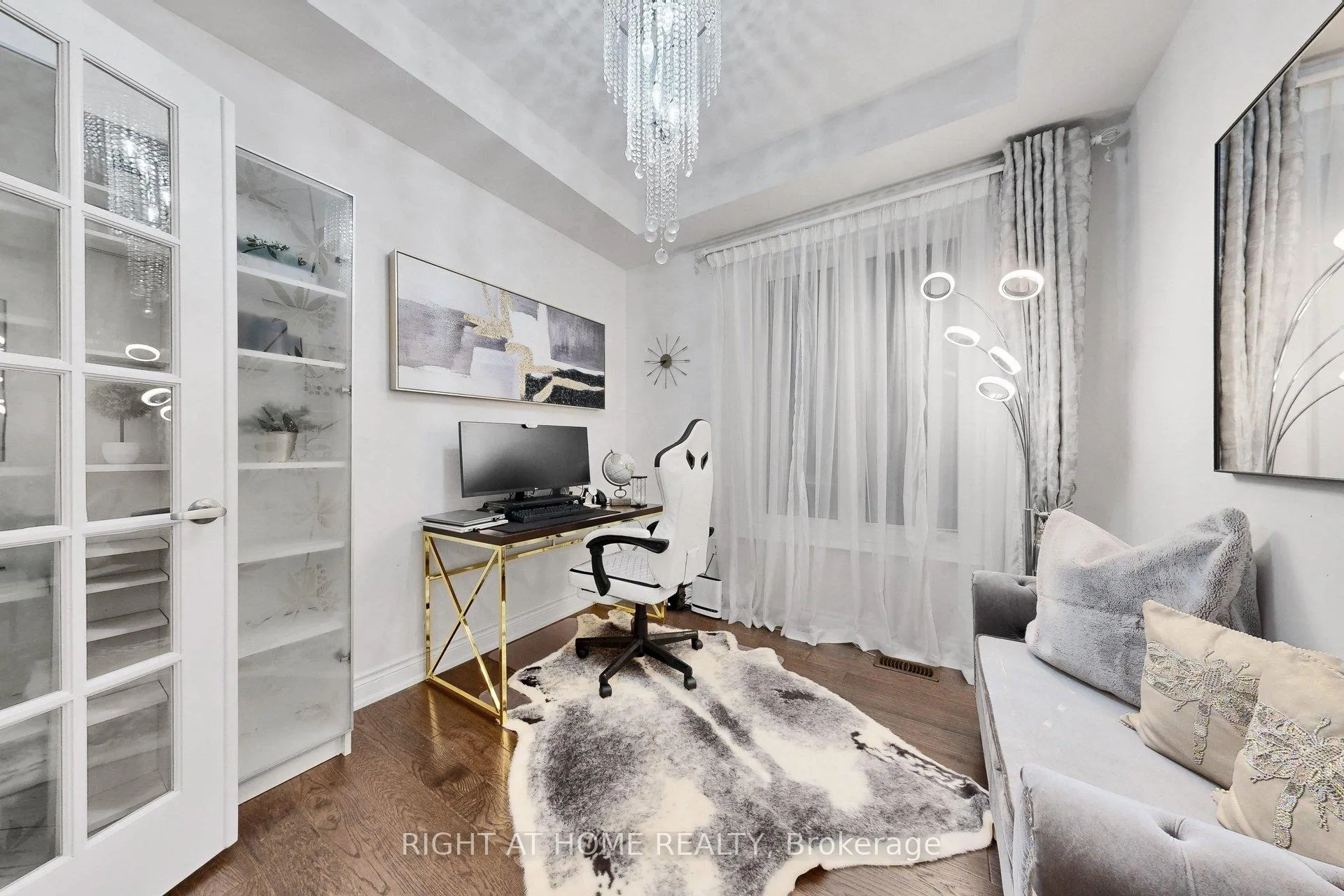 Photo 22 of 496 Mactier Drive, Vaughan, Kleinburg — HOMEH
