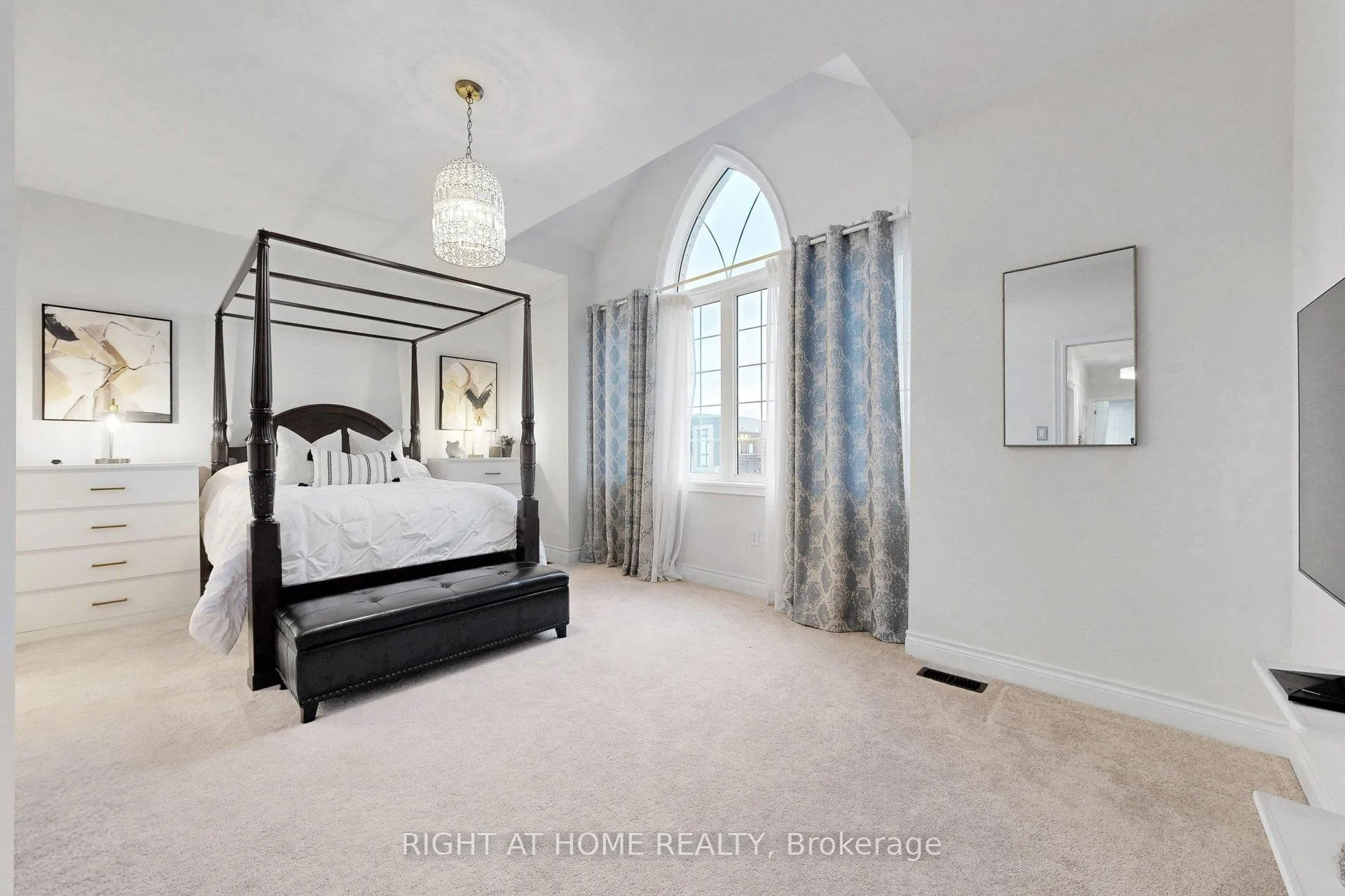 Photo 34 of 496 Mactier Drive, Vaughan, Kleinburg — HOMEH