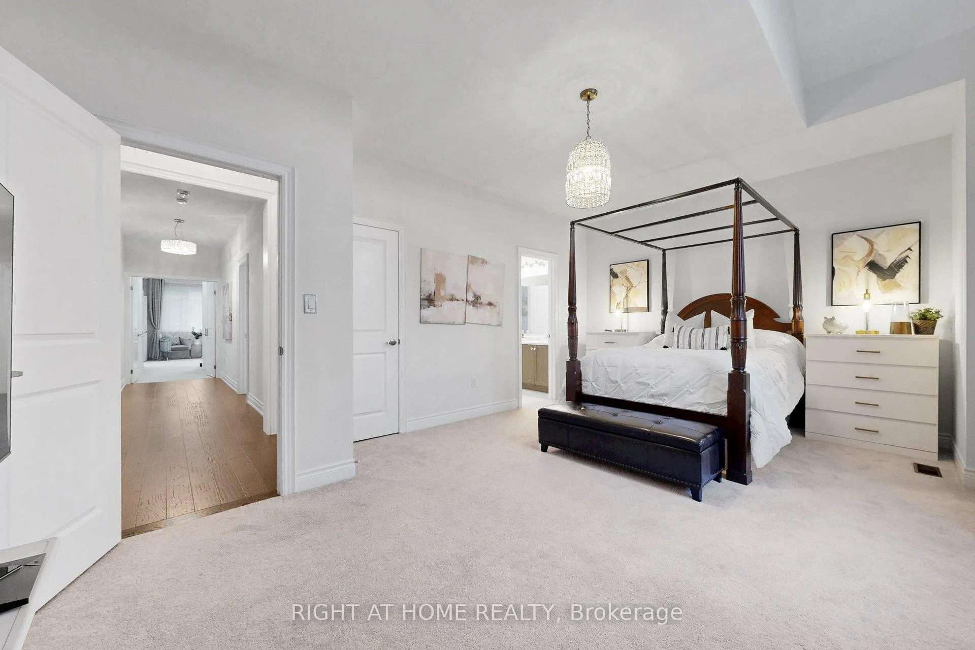 Photo 35 of 496 Mactier Drive, Vaughan, Kleinburg — HOMEH