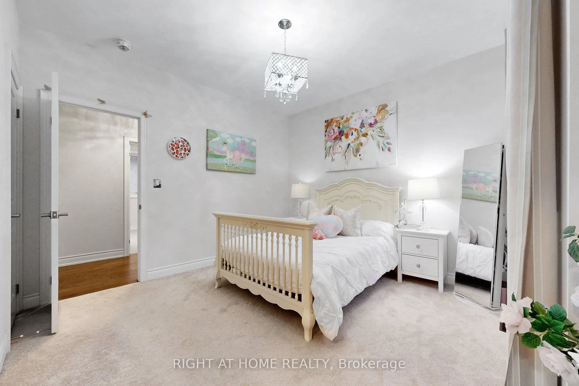Photo 39 of 496 Mactier Drive, Vaughan, Kleinburg — HOMEH