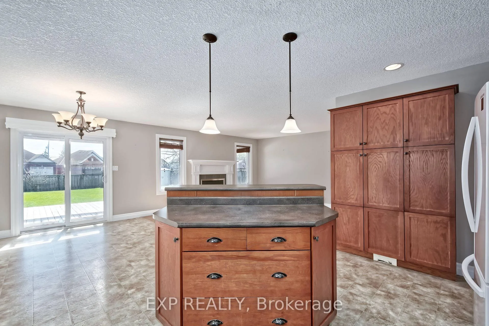 Photo 17 of 54 Treadwell Street, Aylmer — HOMEH