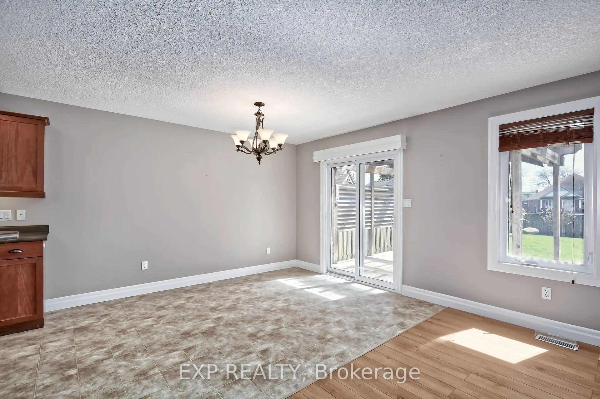 Photo 22 of 54 Treadwell Street, Aylmer — HOMEH