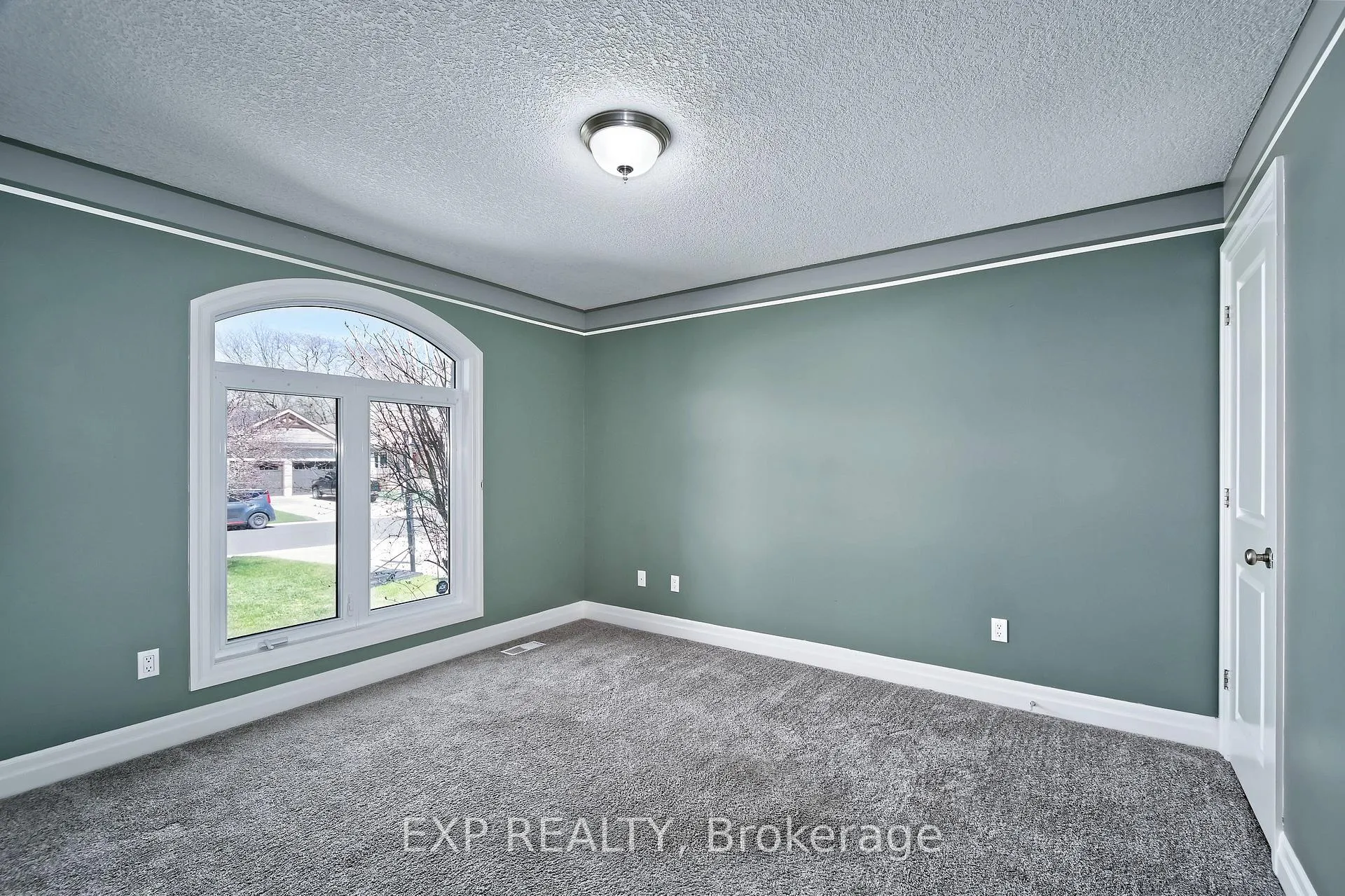 Photo 27 of 54 Treadwell Street, Aylmer — HOMEH