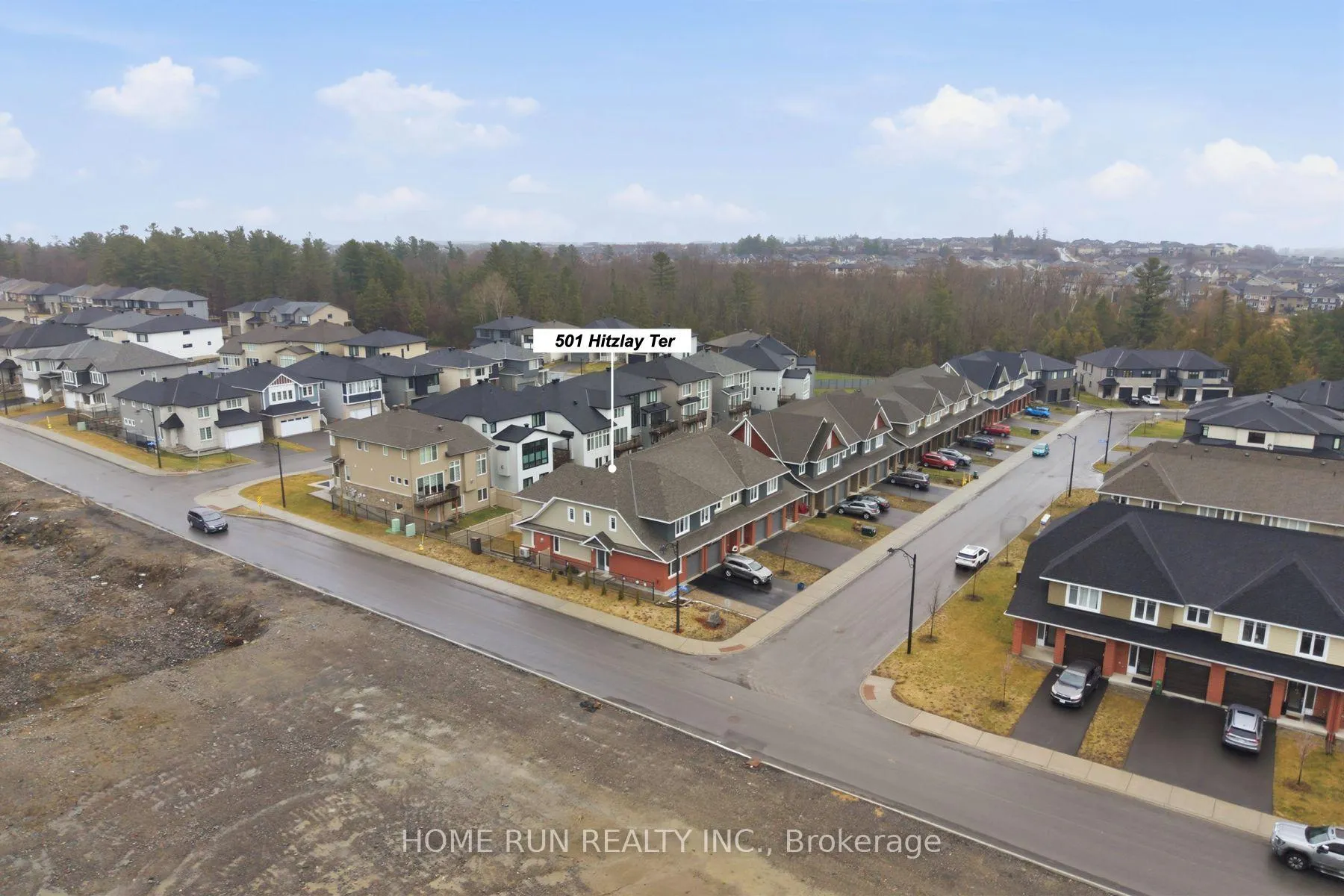 Photo 3 of 501 Hitzlay Terrace, Ottawa, Kanata - Kanata Lakes/Heritage Hills — HOMEH