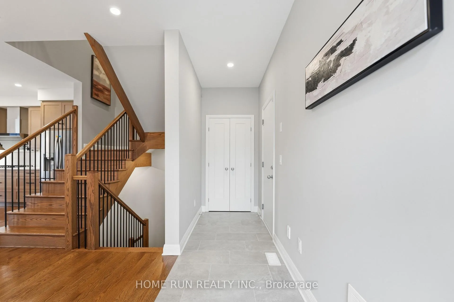 Photo 5 of 501 Hitzlay Terrace, Ottawa, Kanata - Kanata Lakes/Heritage Hills — HOMEH