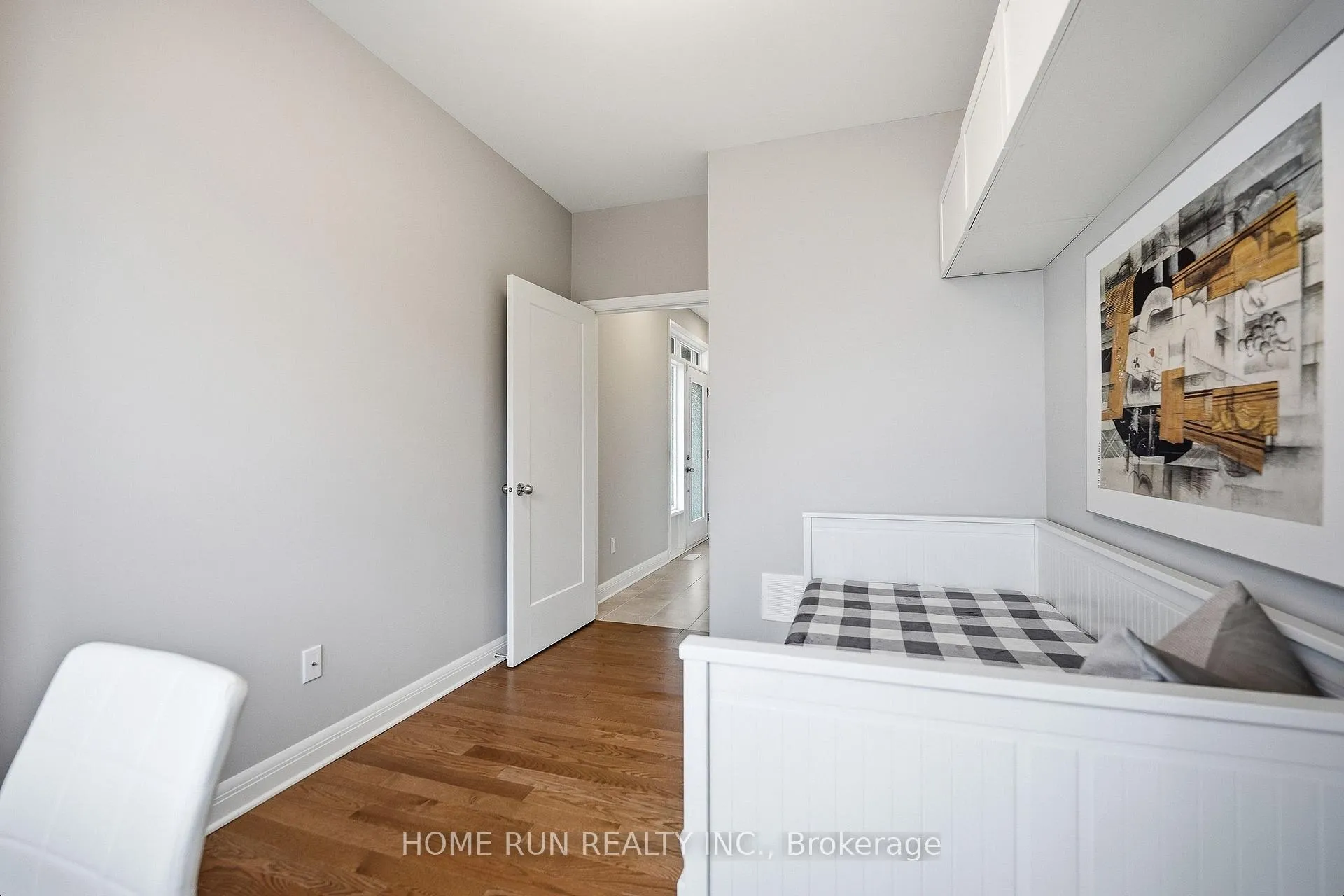 Photo 9 of 501 Hitzlay Terrace, Ottawa, Kanata - Kanata Lakes/Heritage Hills — HOMEH