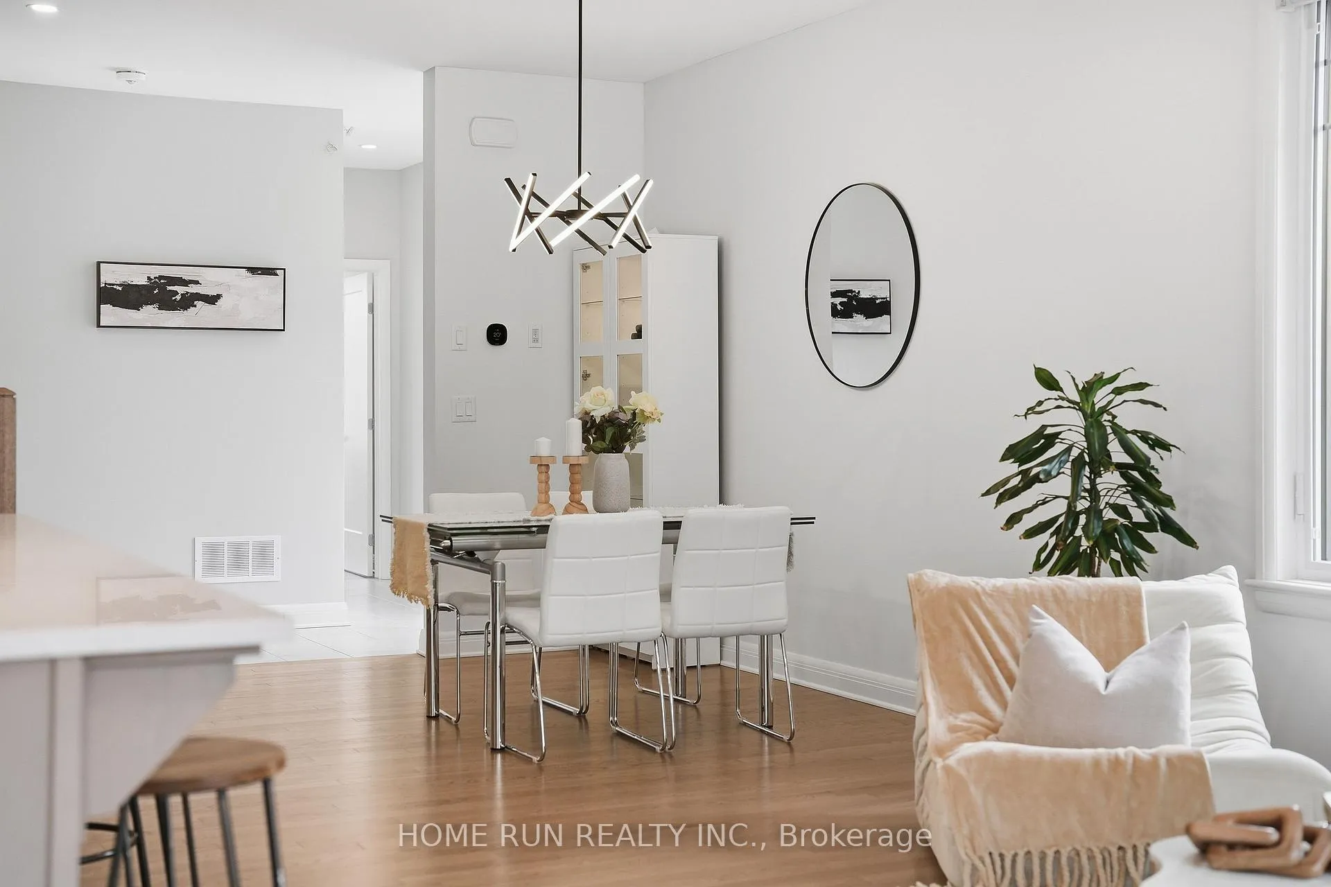 Photo 15 of 501 Hitzlay Terrace, Ottawa, Kanata - Kanata Lakes/Heritage Hills — HOMEH