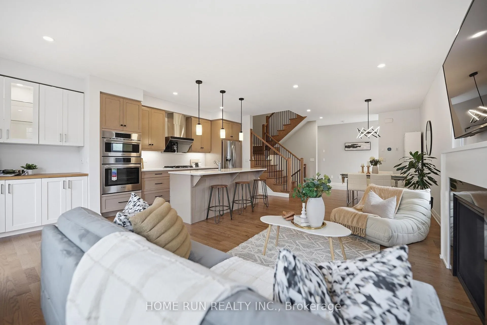 Photo 21 of 501 Hitzlay Terrace, Ottawa, Kanata - Kanata Lakes/Heritage Hills — HOMEH