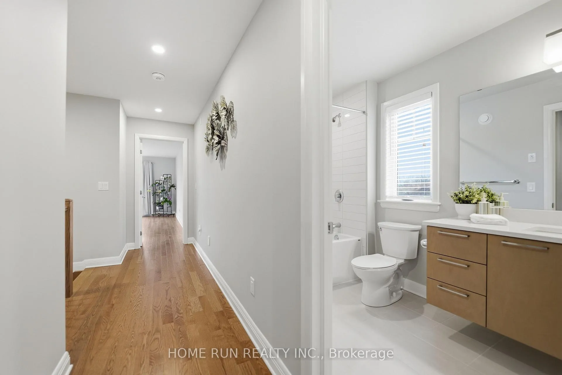 Photo 29 of 501 Hitzlay Terrace, Ottawa, Kanata - Kanata Lakes/Heritage Hills — HOMEH