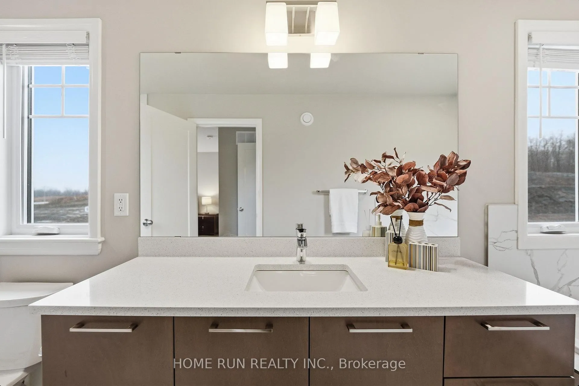 Photo 40 of 501 Hitzlay Terrace, Ottawa, Kanata - Kanata Lakes/Heritage Hills — HOMEH