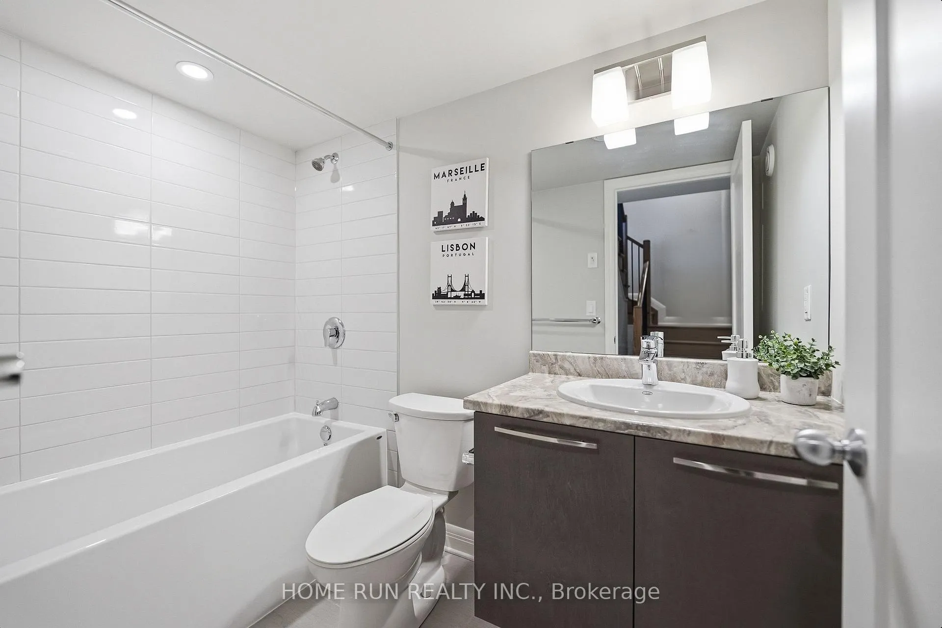 Photo 45 of 501 Hitzlay Terrace, Ottawa, Kanata - Kanata Lakes/Heritage Hills — HOMEH