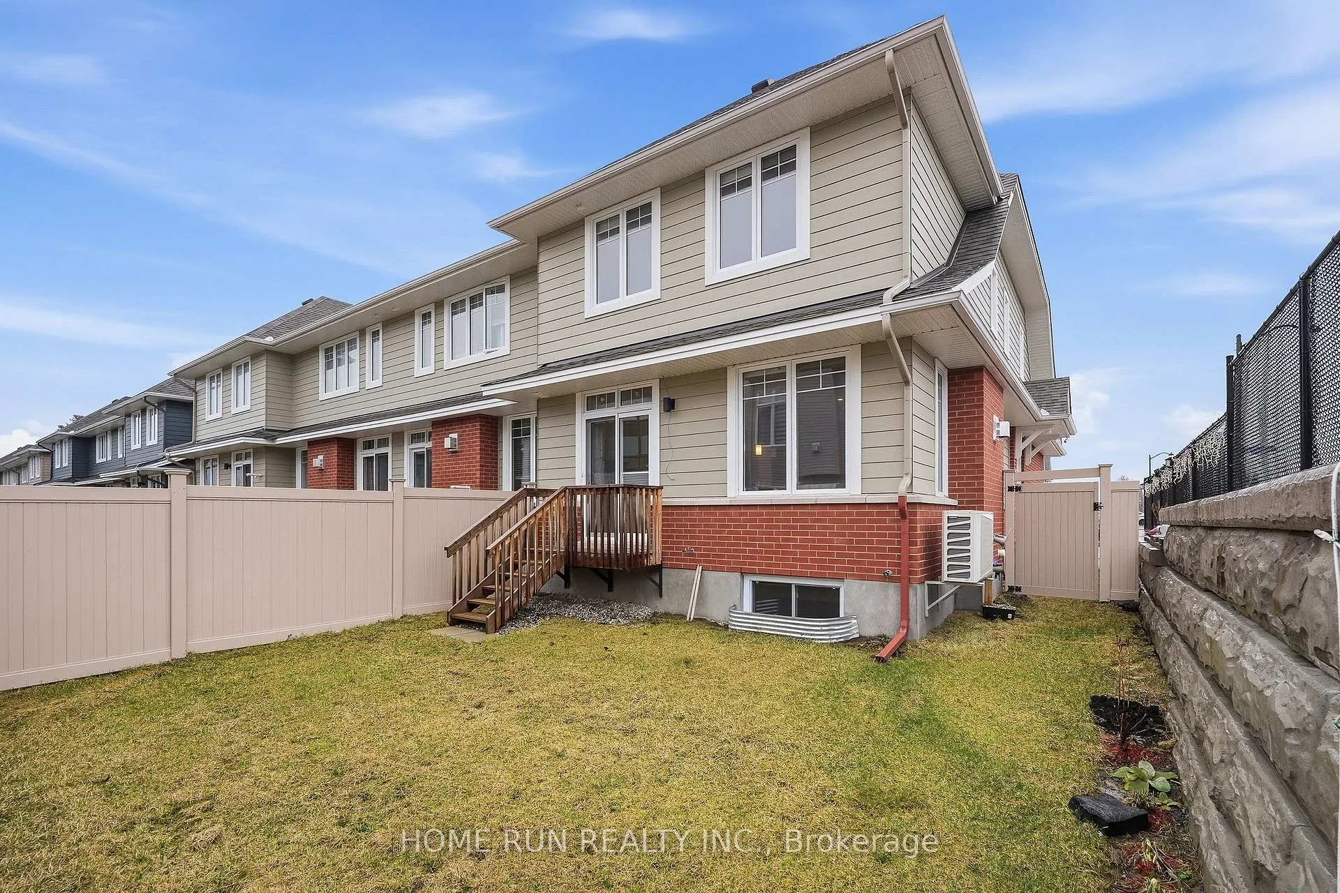 Photo 46 of 501 Hitzlay Terrace, Ottawa, Kanata - Kanata Lakes/Heritage Hills — HOMEH