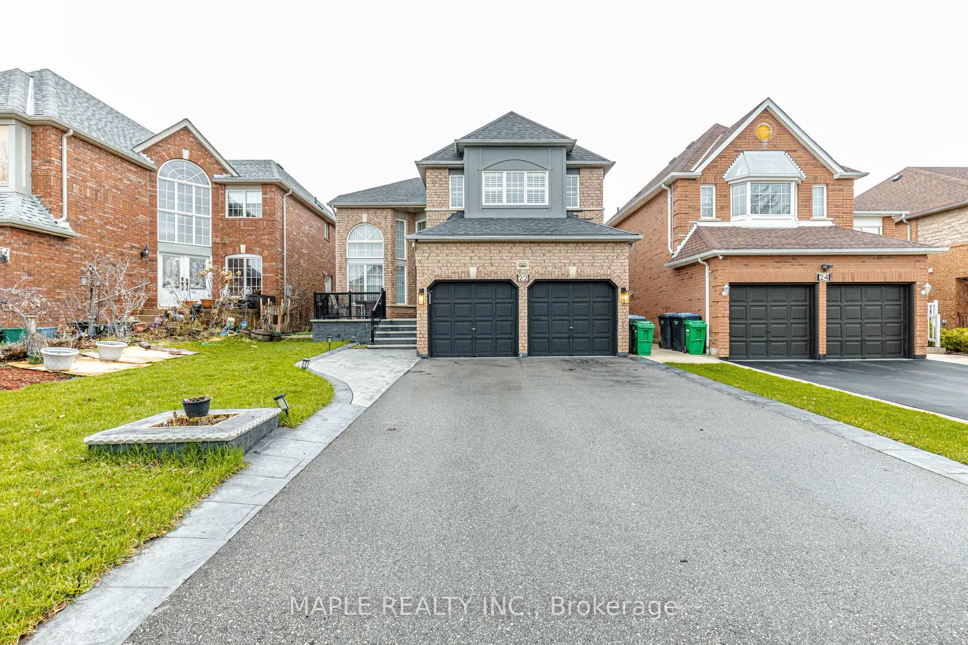 Photo 1 of 22 Squirreltail Way, Brampton, Sandringham-Wellington — HOMEH