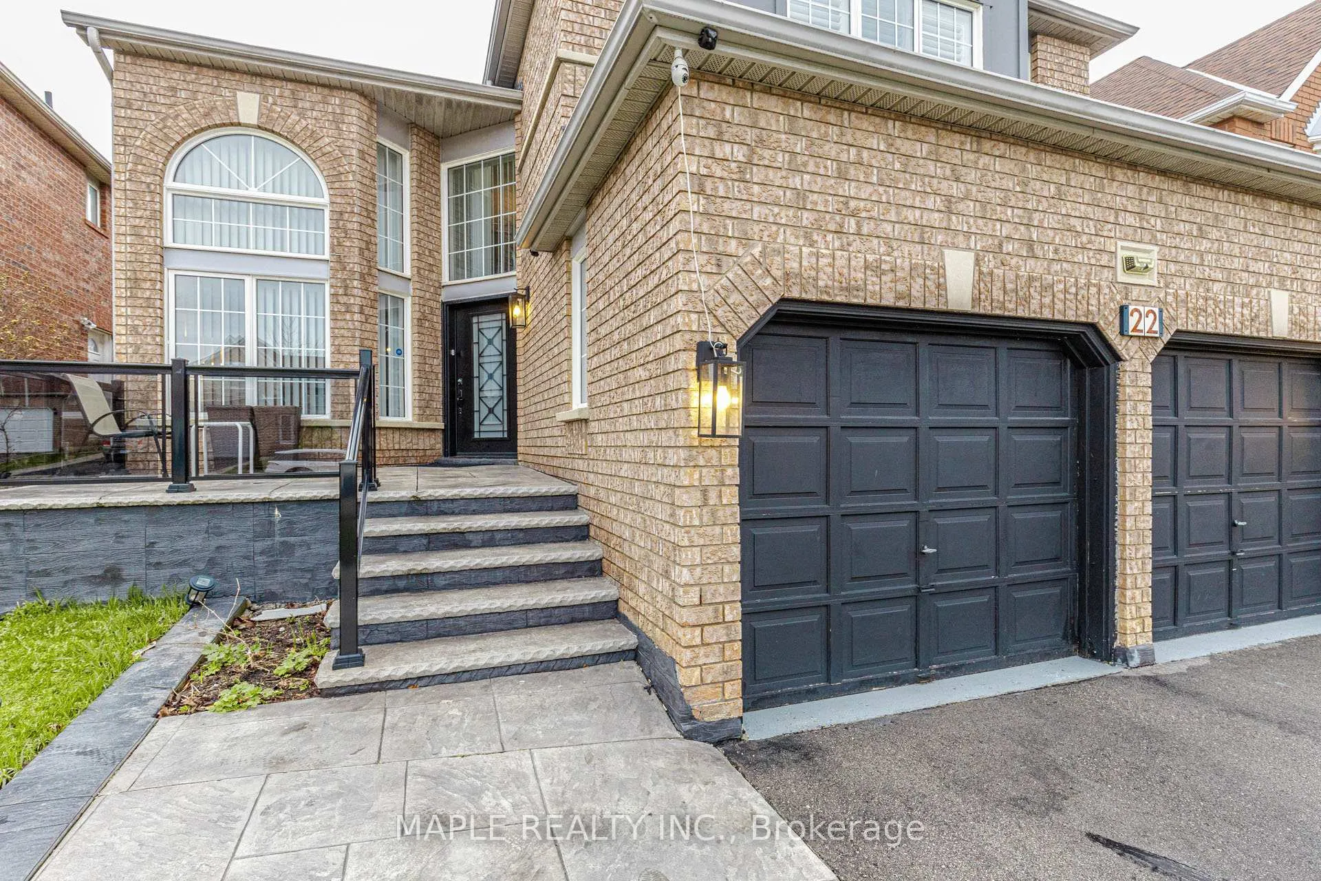 Photo 3 of 22 Squirreltail Way, Brampton, Sandringham-Wellington — HOMEH