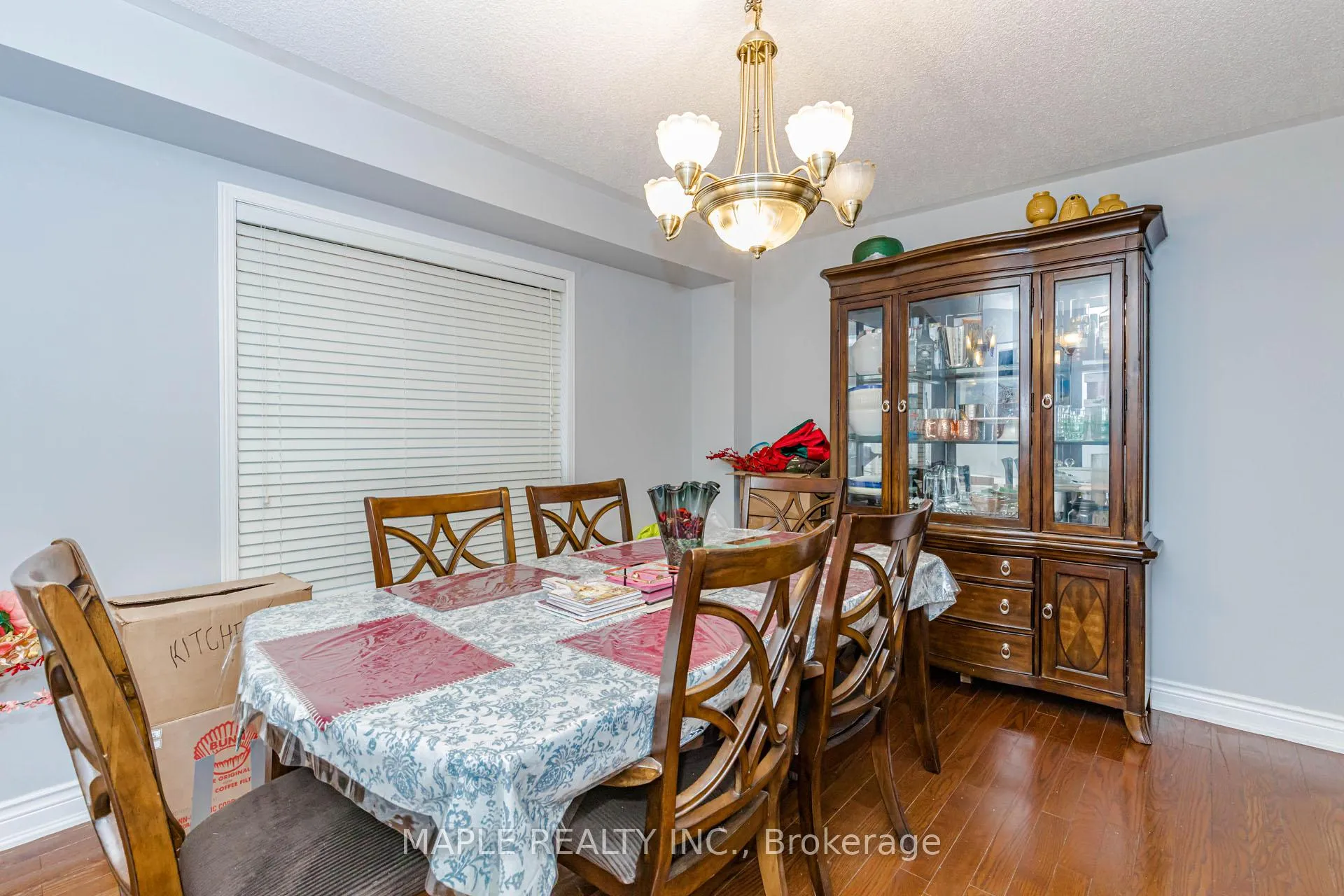Photo 11 of 22 Squirreltail Way, Brampton, Sandringham-Wellington — HOMEH