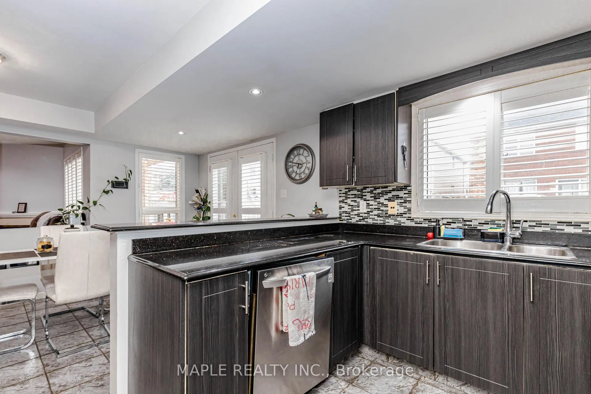 Photo 19 of 22 Squirreltail Way, Brampton, Sandringham-Wellington — HOMEH