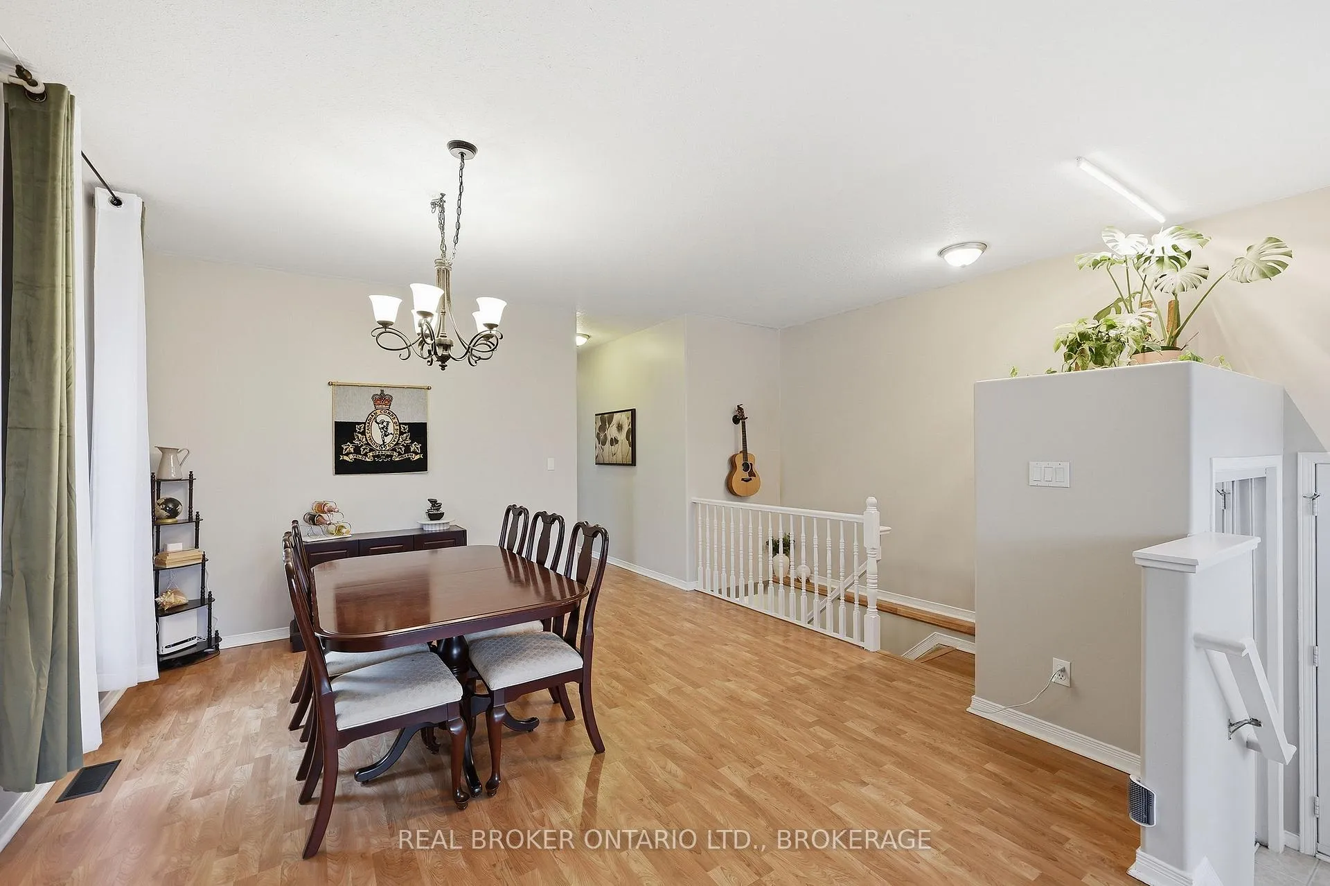 Photo 8 of 132 Dalgleish Avenue, Kingston, Kingston East (Incl Barret Crt) — HOMEH