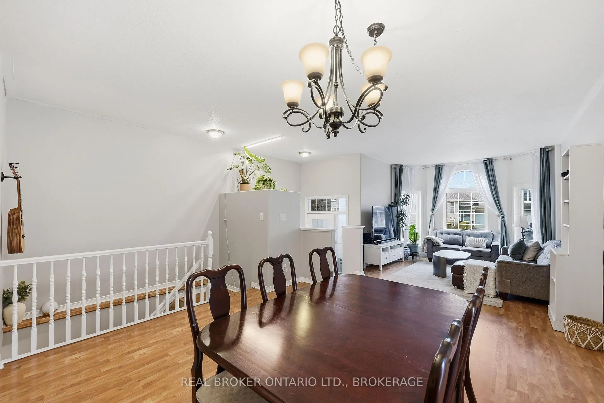 Photo 9 of 132 Dalgleish Avenue, Kingston, Kingston East (Incl Barret Crt) — HOMEH