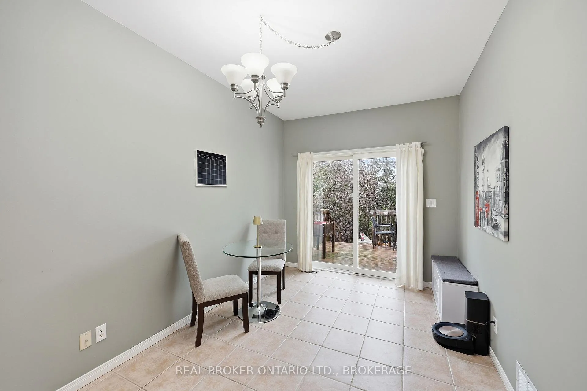Photo 15 of 132 Dalgleish Avenue, Kingston, Kingston East (Incl Barret Crt) — HOMEH