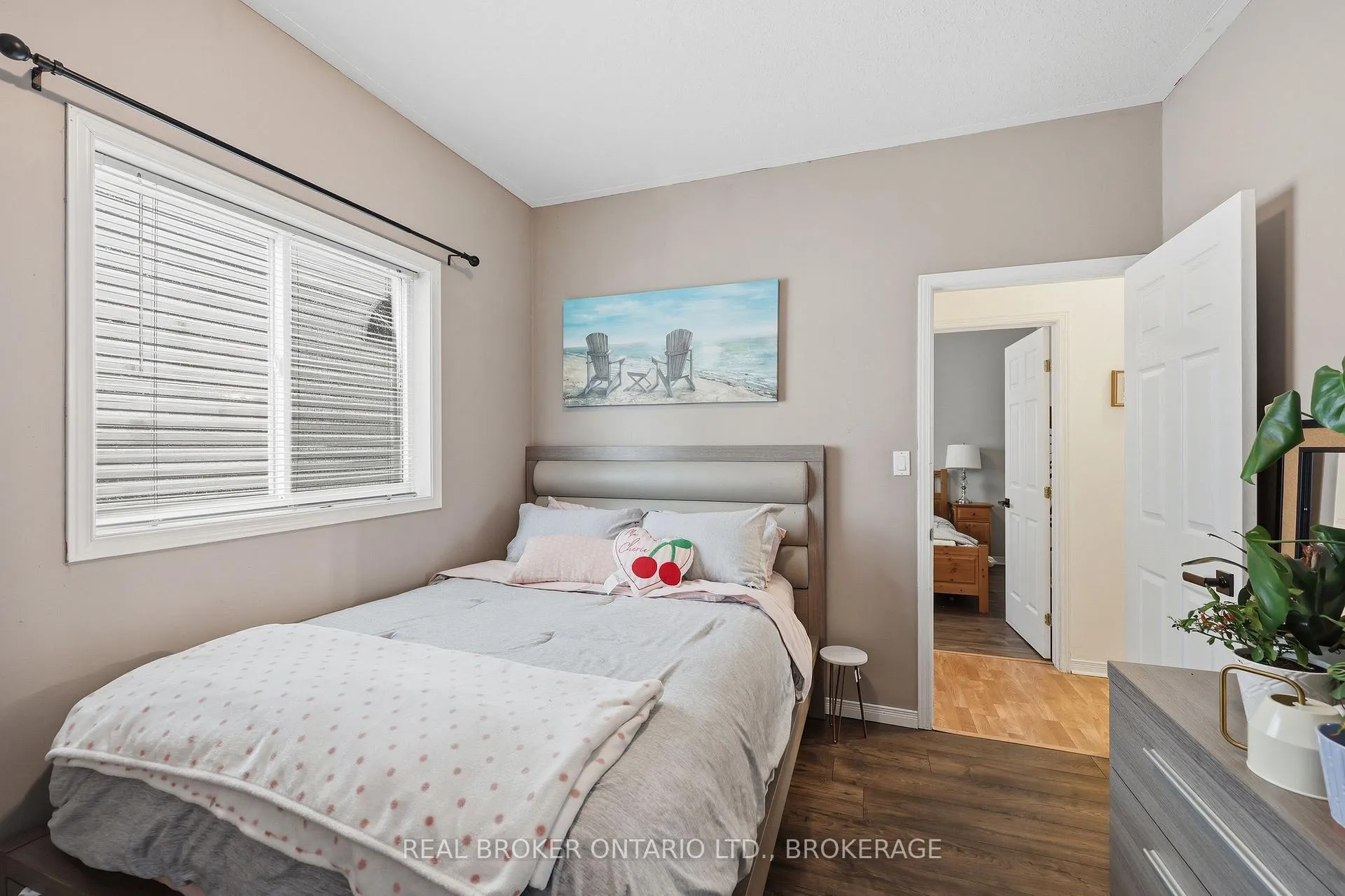 Photo 20 of 132 Dalgleish Avenue, Kingston, Kingston East (Incl Barret Crt) — HOMEH