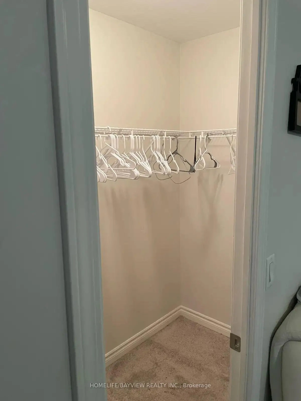 Photo 11 of Unit 402, 15450 yonge Street, Aurora, Aurora Heights — HOMEH