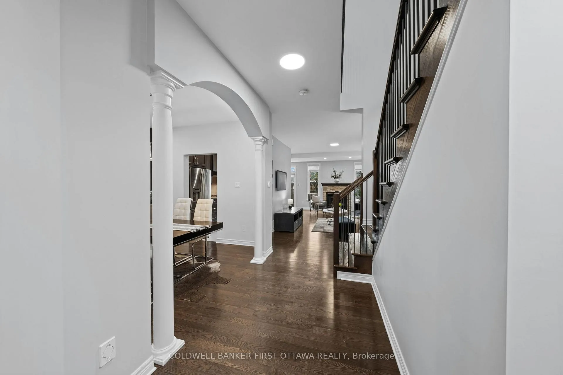 Photo 5 of 206 Ancaster Avenue, Ottawa, Woodroffe — HOMEH