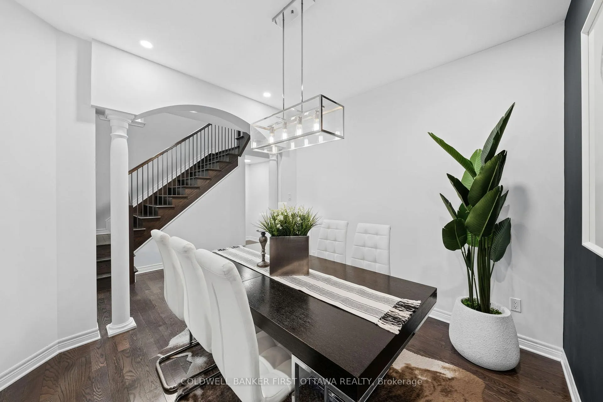 Photo 7 of 206 Ancaster Avenue, Ottawa, Woodroffe — HOMEH