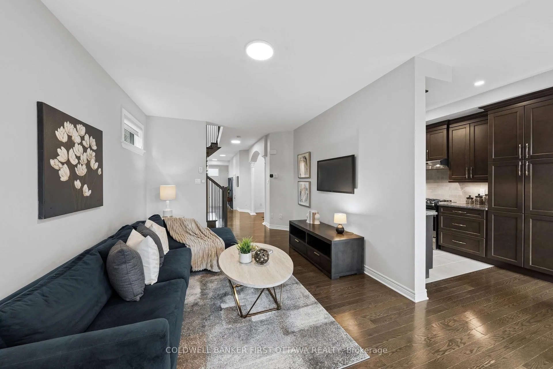 Photo 8 of 206 Ancaster Avenue, Ottawa, Woodroffe — HOMEH