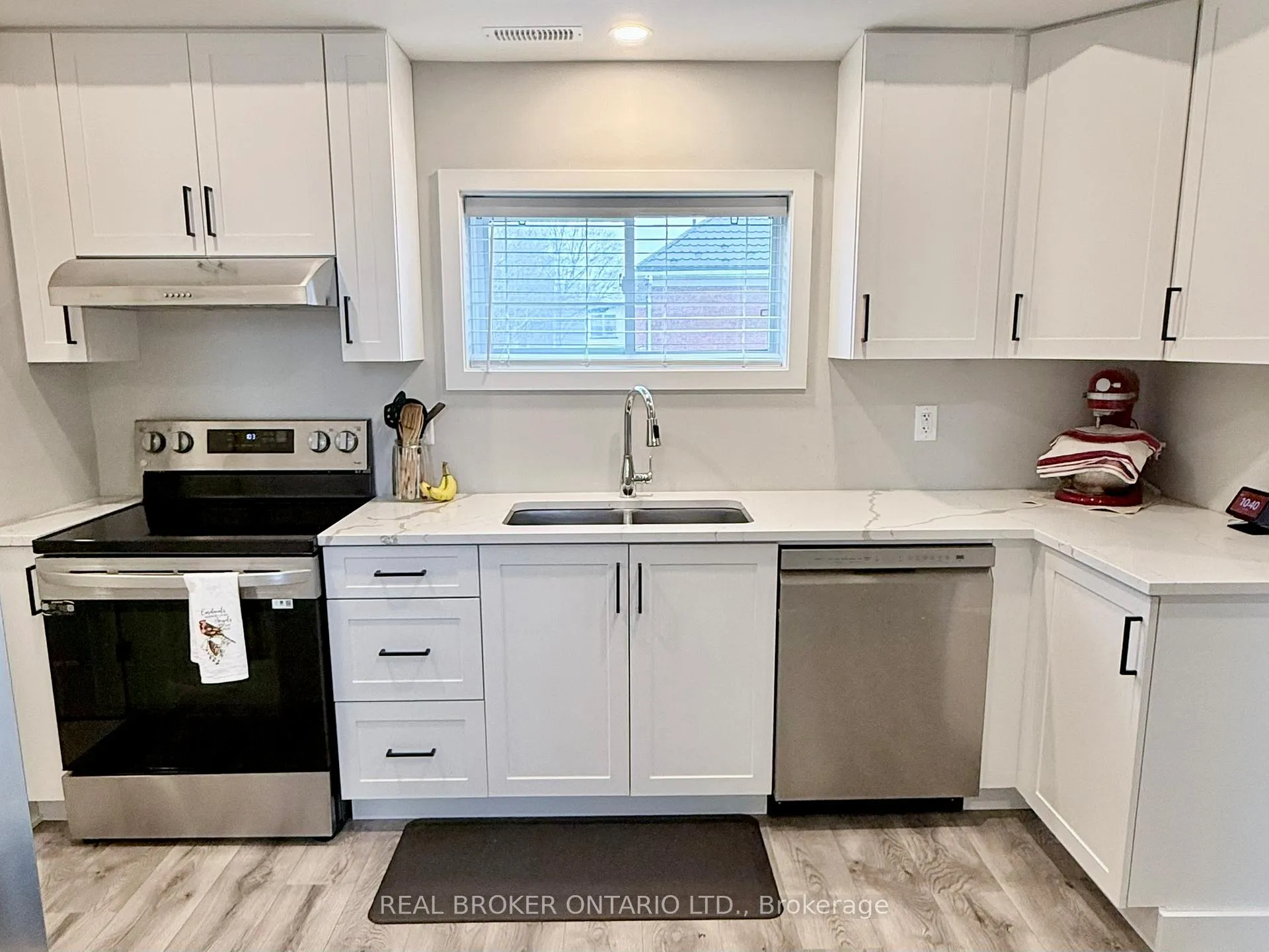 Photo 13 of Unit B, 143 Elmsley Street, Smiths Falls — HOMEH