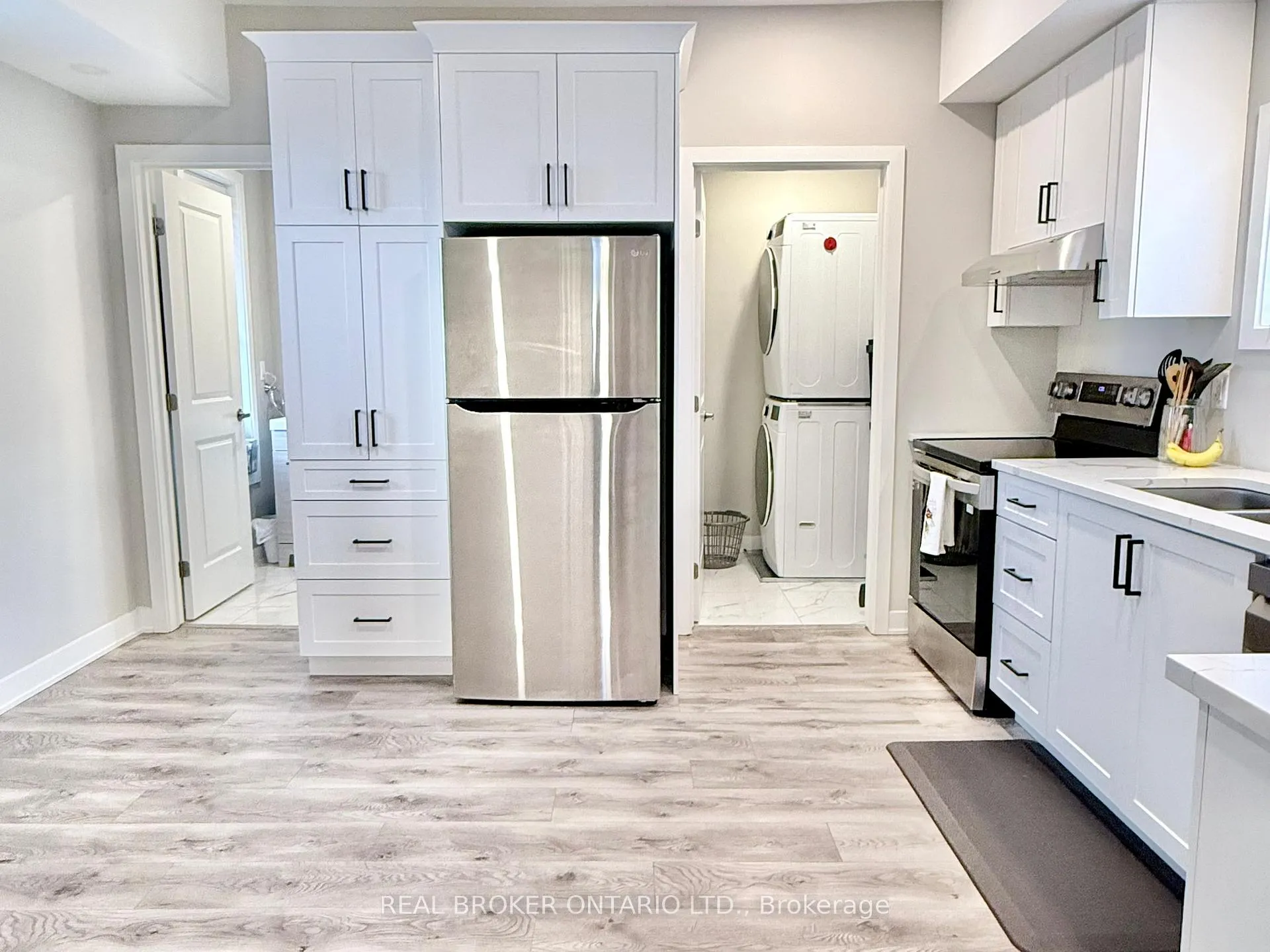Photo 14 of Unit B, 143 Elmsley Street, Smiths Falls — HOMEH