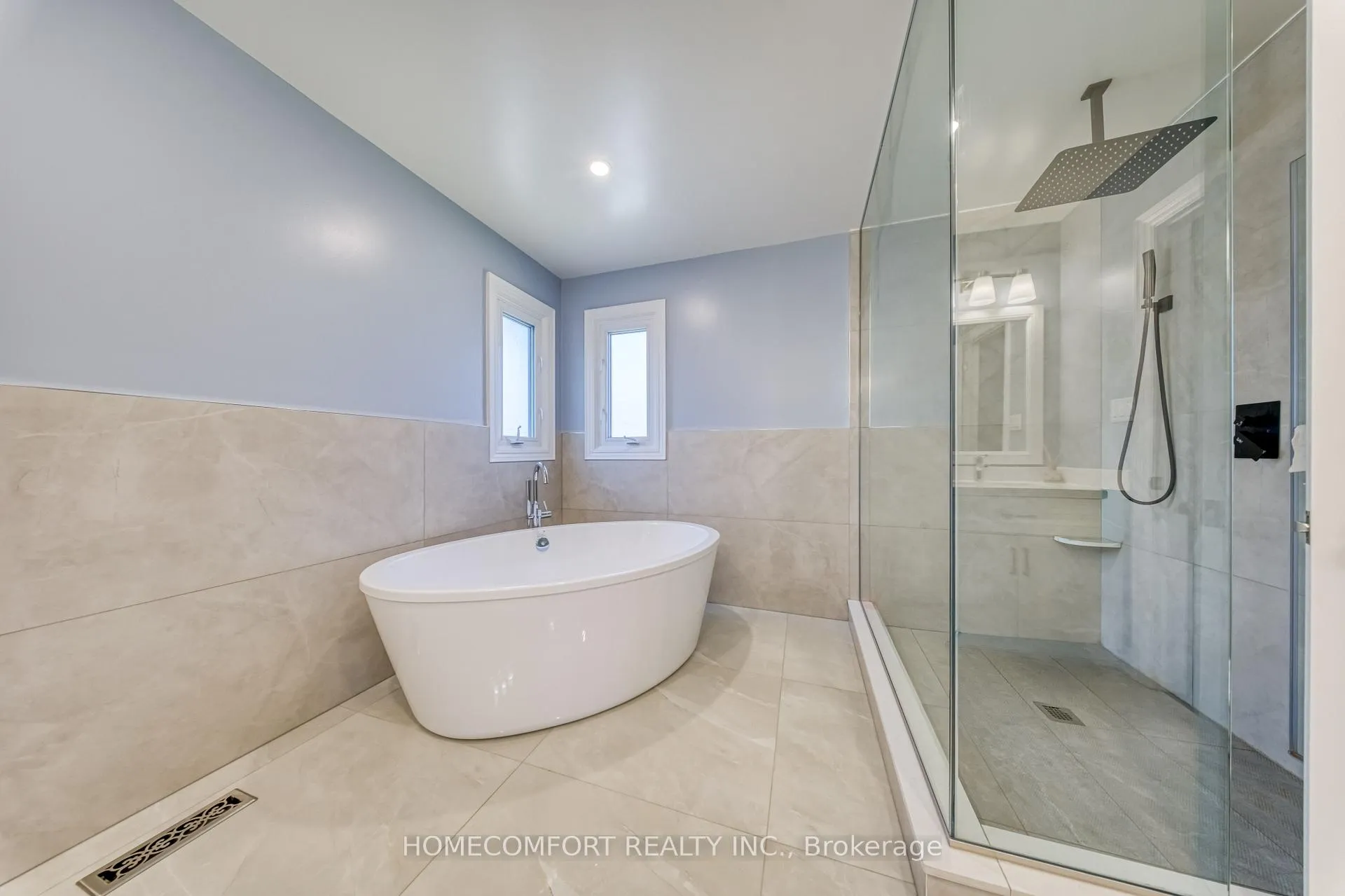 Photo 22 of 62 Soho Crescent, Markham, Markville — HOMEH