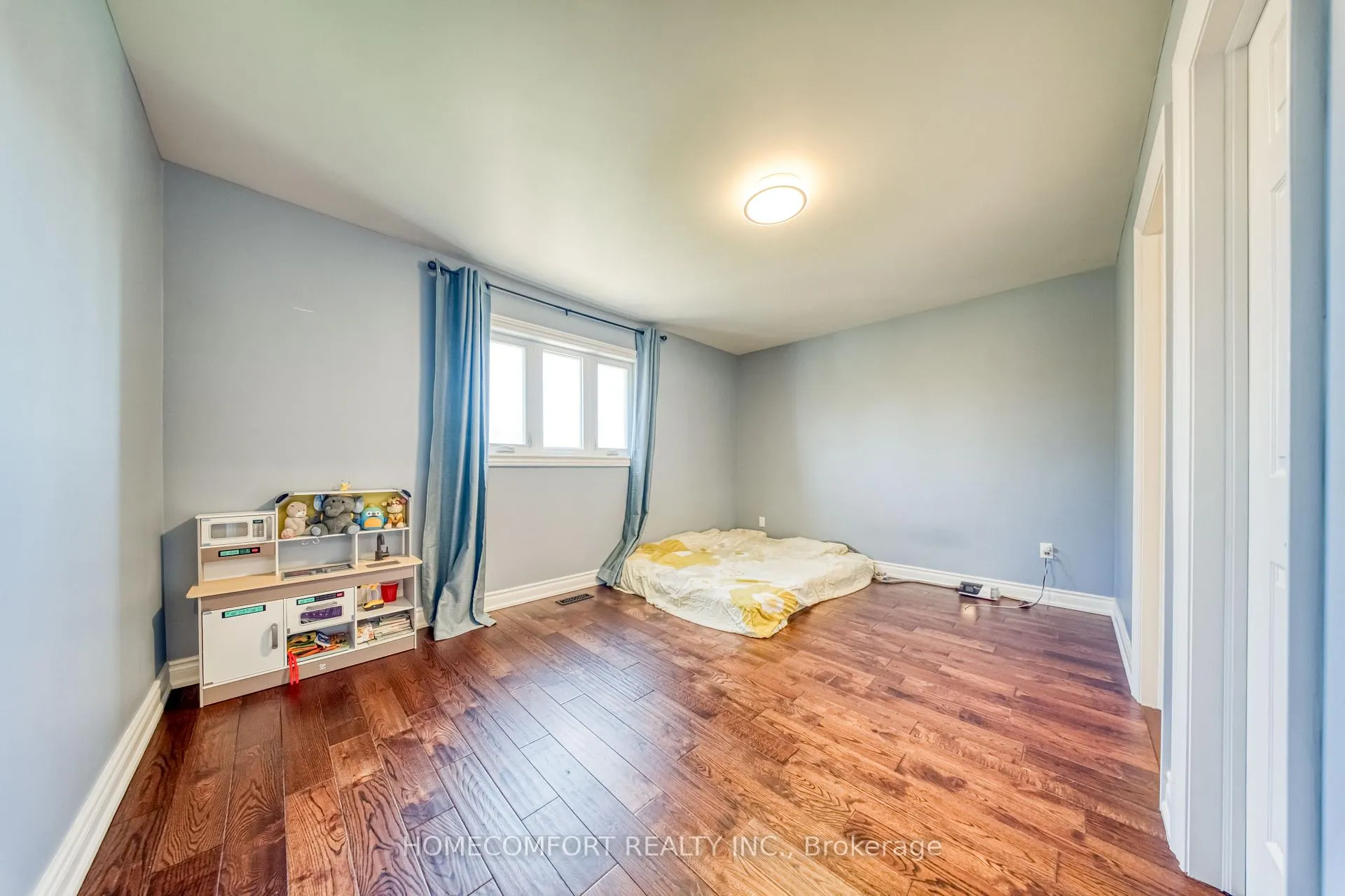 Photo 29 of 62 Soho Crescent, Markham, Markville — HOMEH