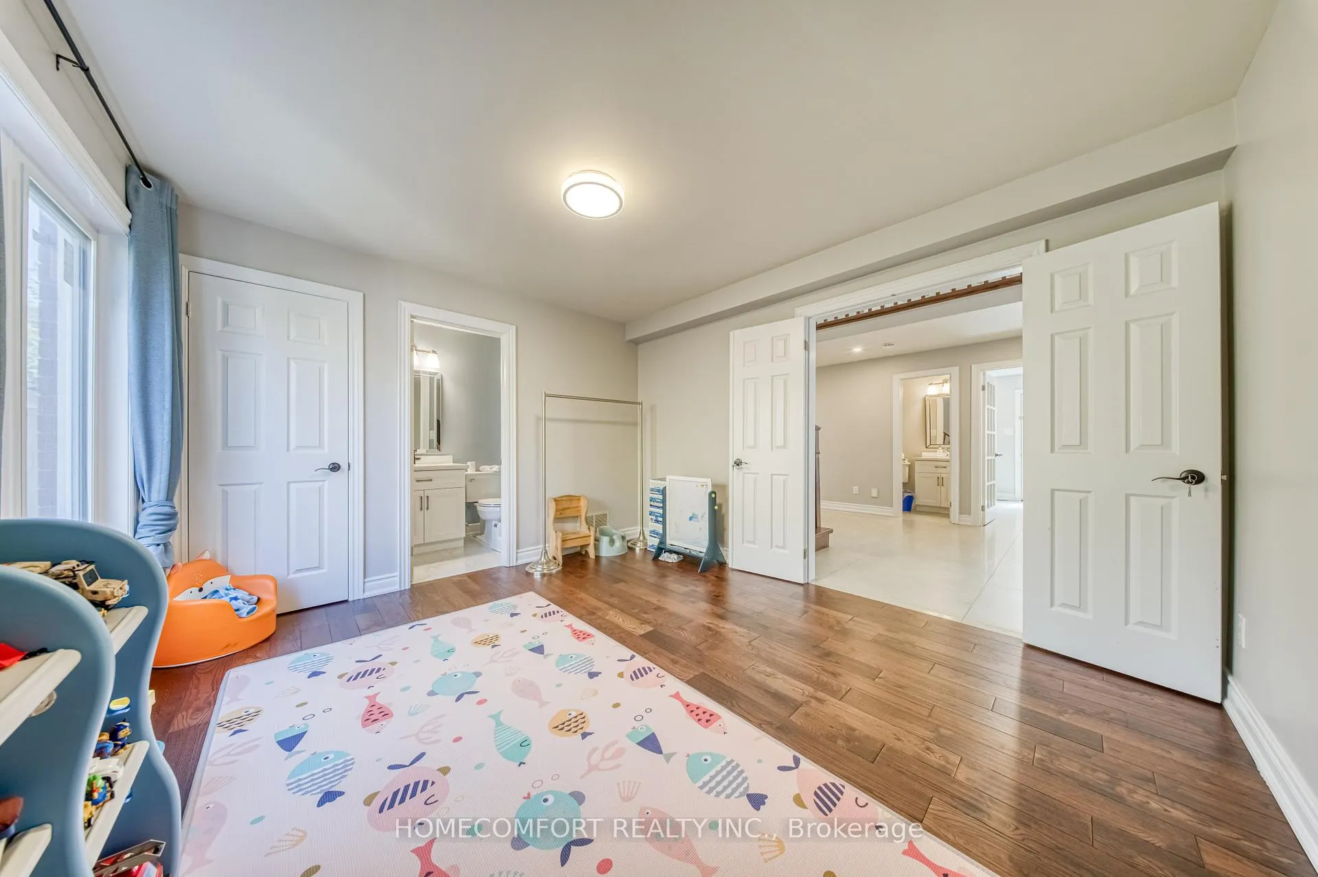 Photo 33 of 62 Soho Crescent, Markham, Markville — HOMEH