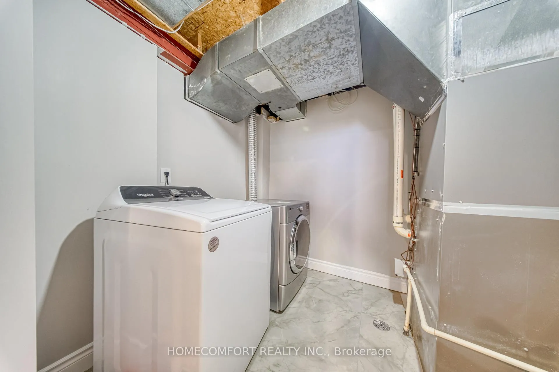 Photo 39 of 62 Soho Crescent, Markham, Markville — HOMEH