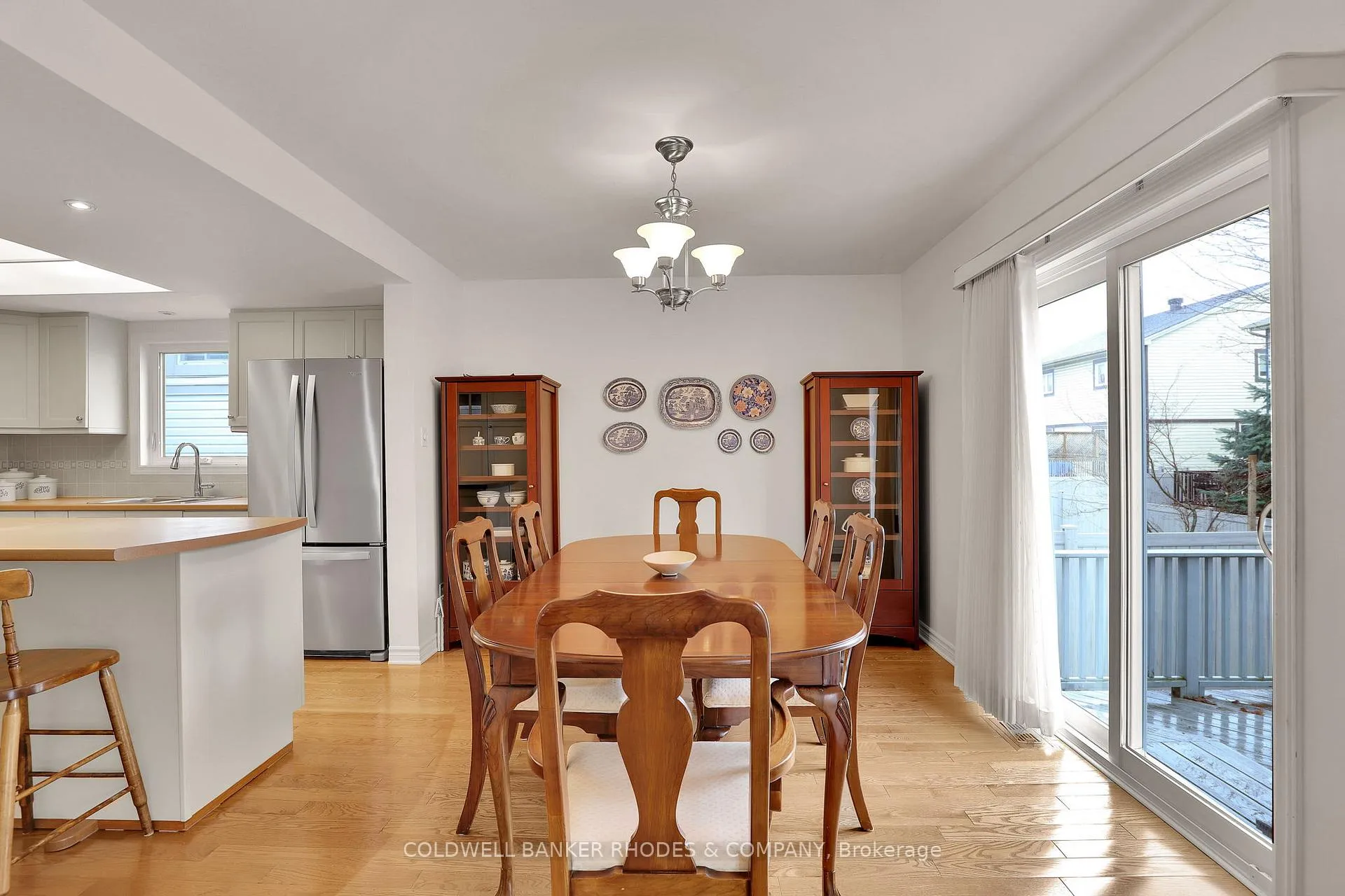 Photo 10 of 73 Bramblegrove Crescent, Ottawa, Hunt Club Park/Greenboro — HOMEH
