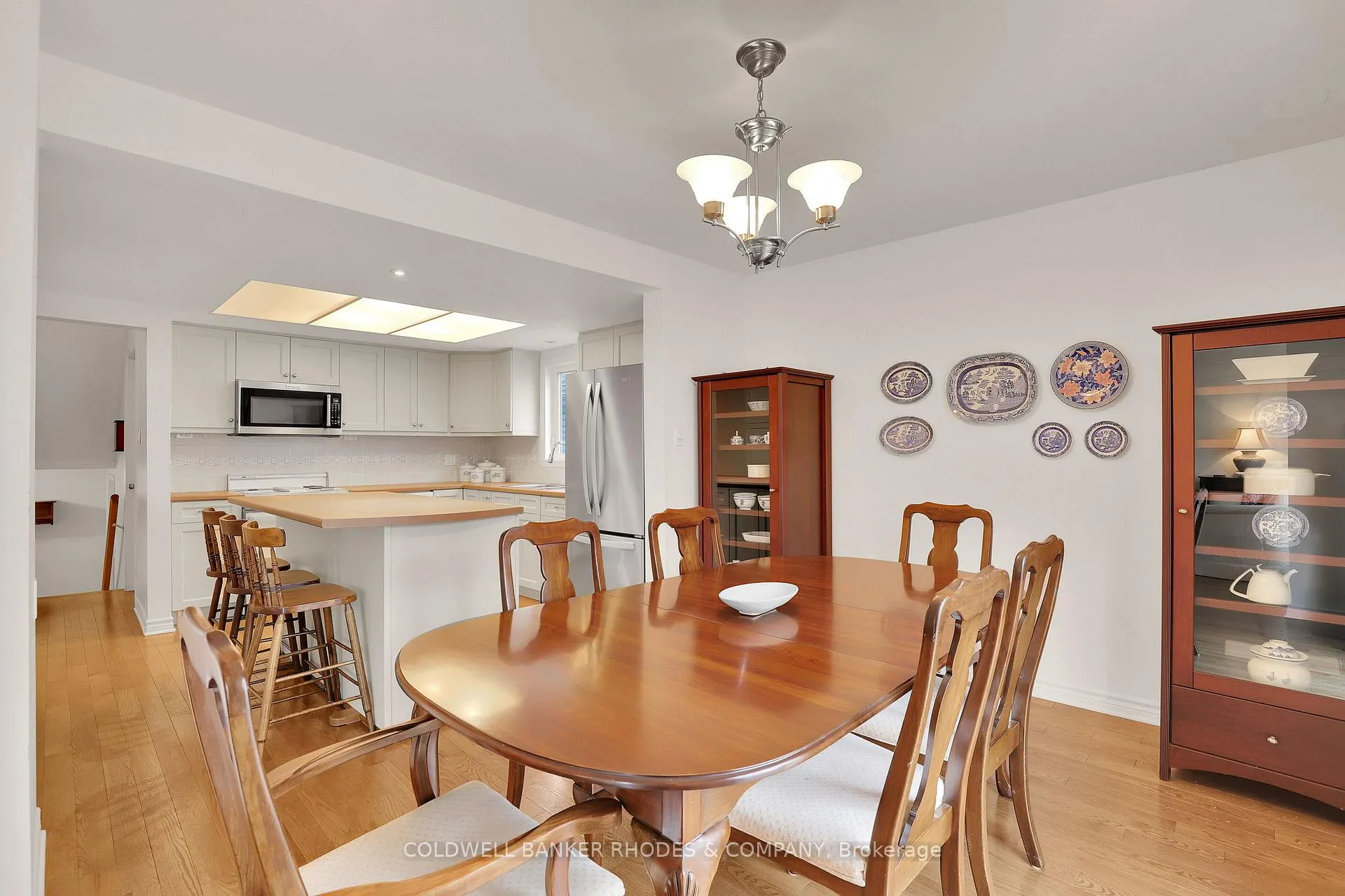 Photo 11 of 73 Bramblegrove Crescent, Ottawa, Hunt Club Park/Greenboro — HOMEH