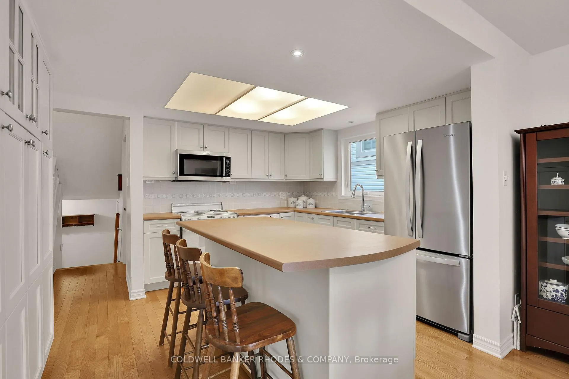 Photo 15 of 73 Bramblegrove Crescent, Ottawa, Hunt Club Park/Greenboro — HOMEH