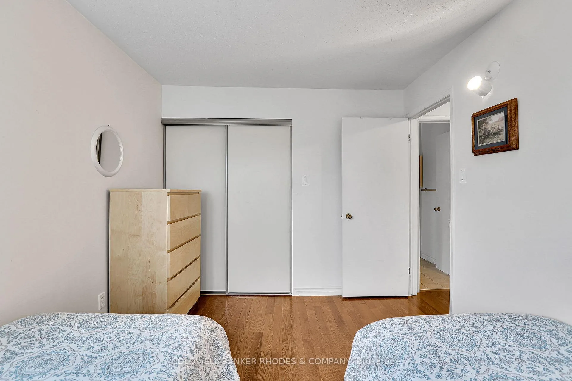 Photo 28 of 73 Bramblegrove Crescent, Ottawa, Hunt Club Park/Greenboro — HOMEH