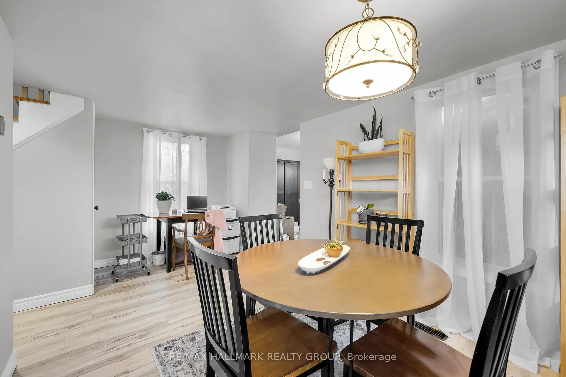 Photo 11 of 142 Park Street, Brockville — HOMEH