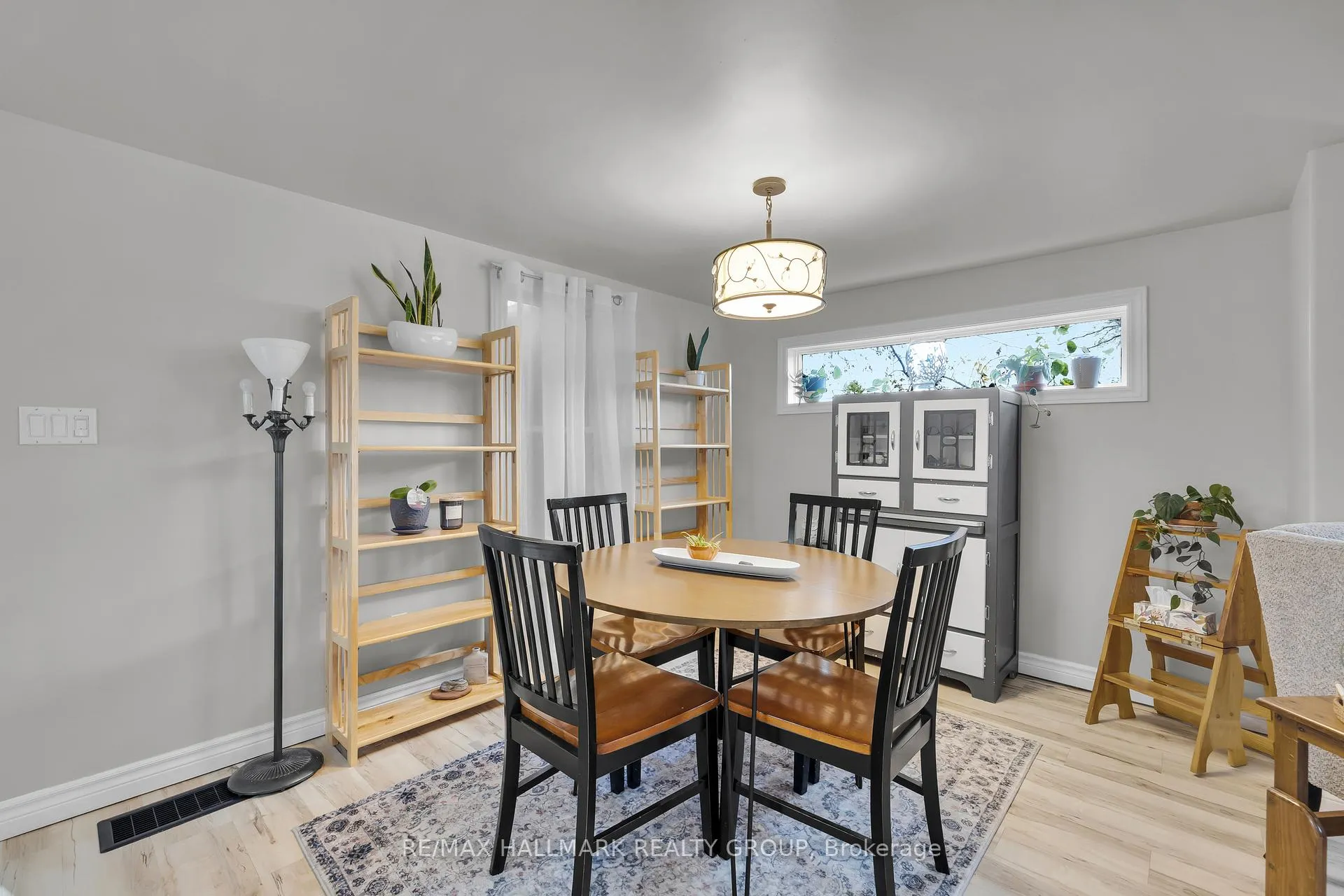 Photo 13 of 142 Park Street, Brockville — HOMEH