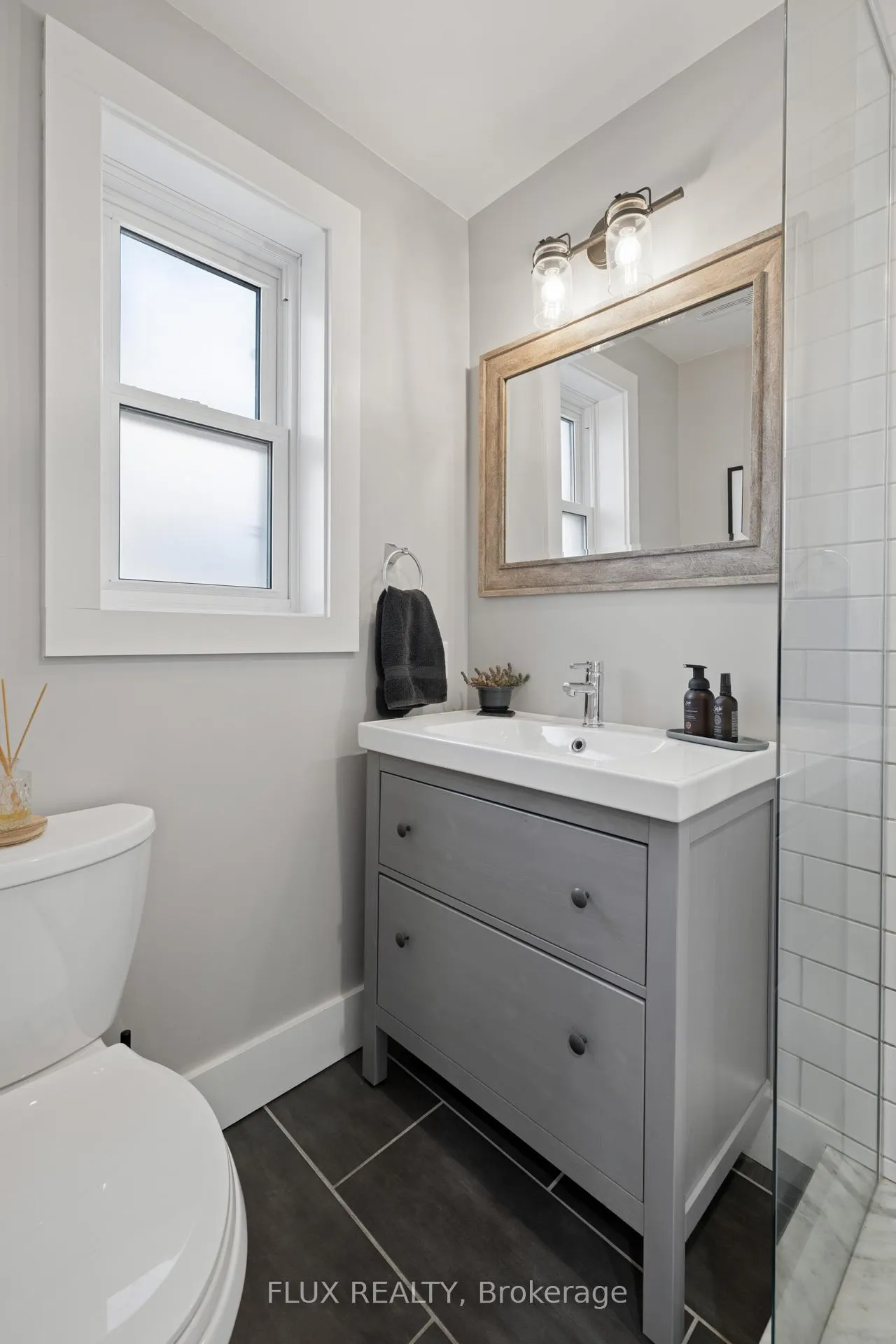 Photo 19 of 17 Barclay Avenue, Kitchener, St. Marys Hospital — HOMEH