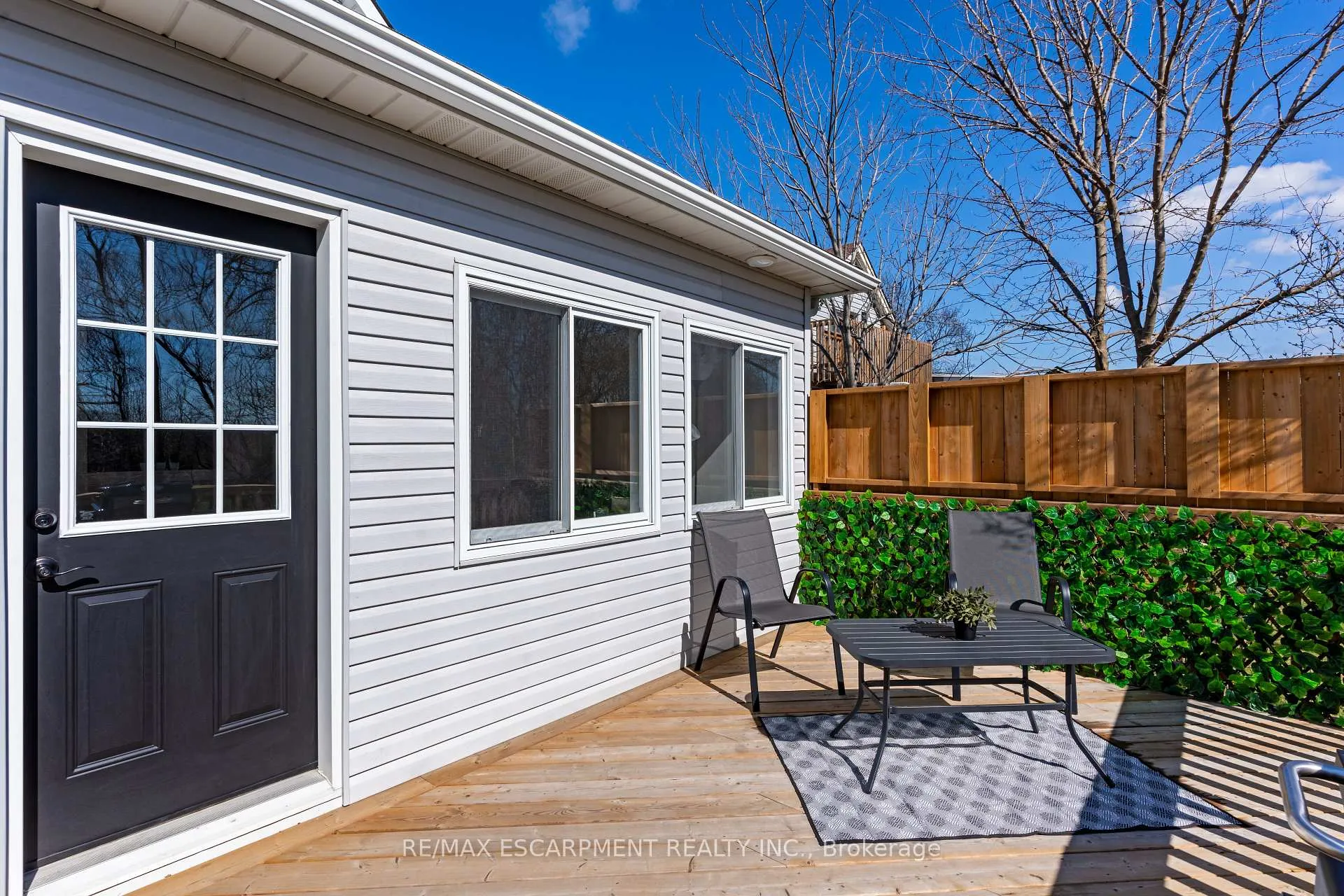 Photo 16 of 621 Rosseau Road, Hamilton, Rosedale — HOMEH