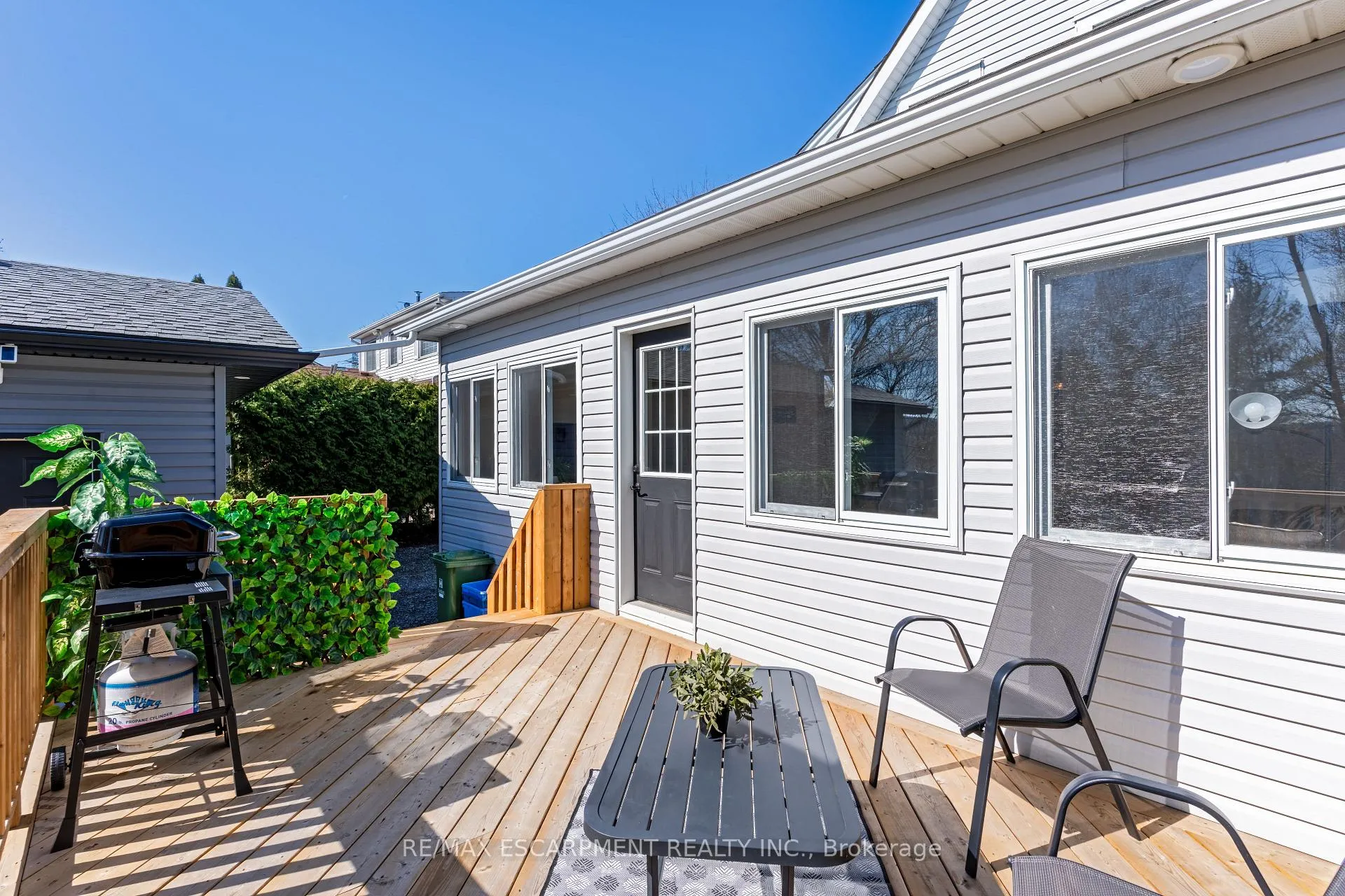 Photo 34 of 621 Rosseau Road, Hamilton, Rosedale — HOMEH