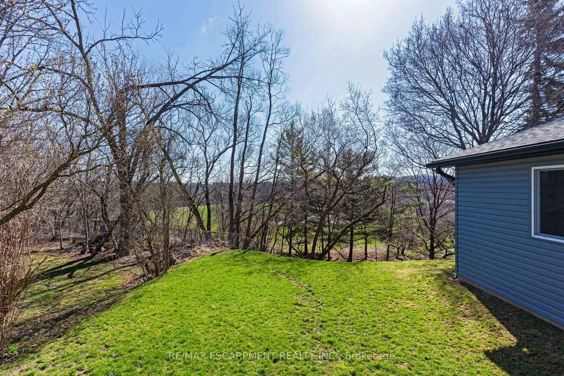 Photo 39 of 621 Rosseau Road, Hamilton, Rosedale — HOMEH