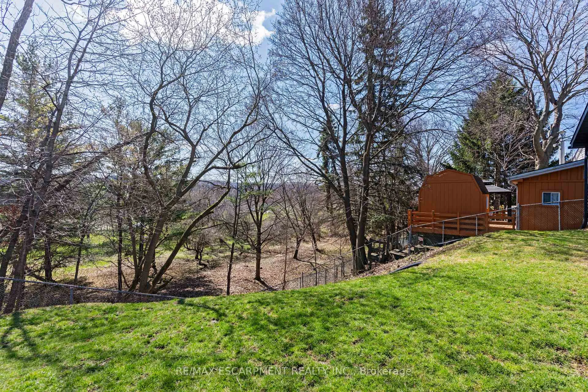 Photo 40 of 621 Rosseau Road, Hamilton, Rosedale — HOMEH