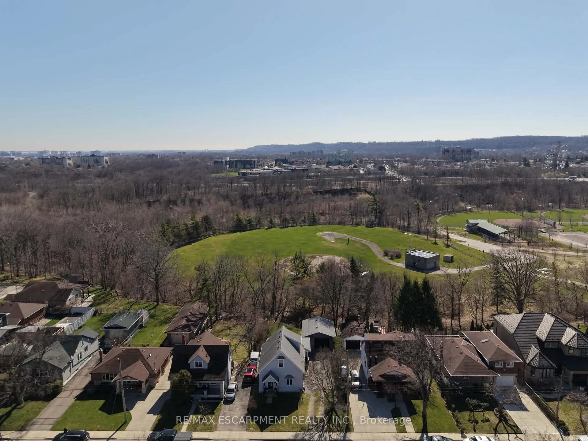 Photo 44 of 621 Rosseau Road, Hamilton, Rosedale — HOMEH