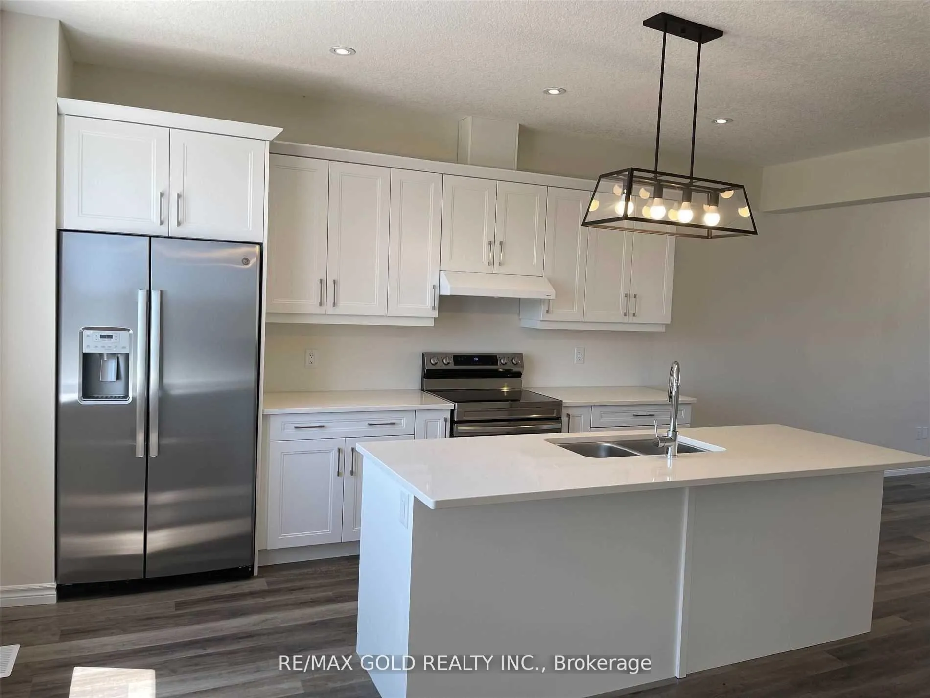 Photo 3 of Unit 54, 435 Callaway Road, London, North R — HOMEH